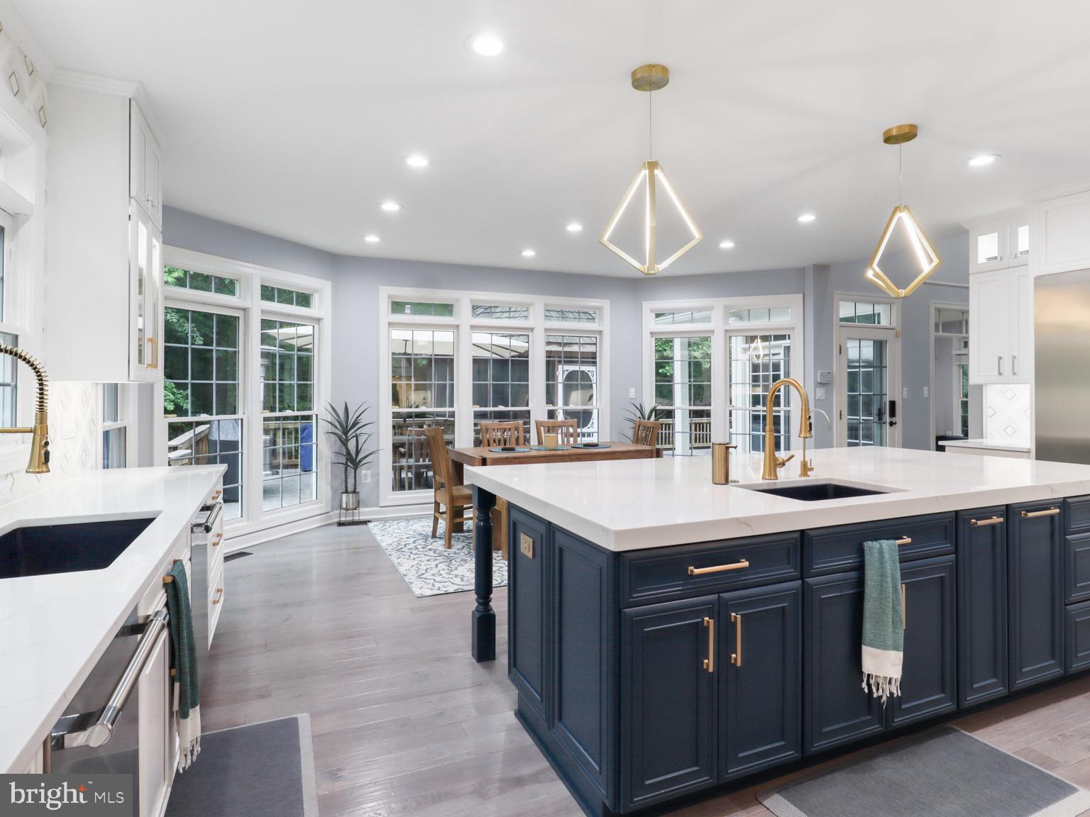 Fairfax Station, Virginia, 22039, United States, 5 Bedrooms Bedrooms, ,6 BathroomsBathrooms,Residential,For Sale,1981380