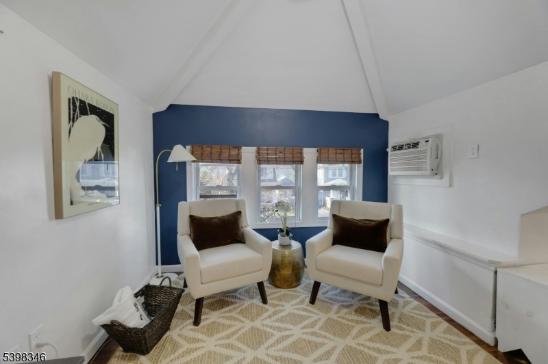 Hawthorne Boro, New Jersey, 07506, United States, 4 Bedrooms Bedrooms, ,2 BathroomsBathrooms,Residential,For Sale,1997241