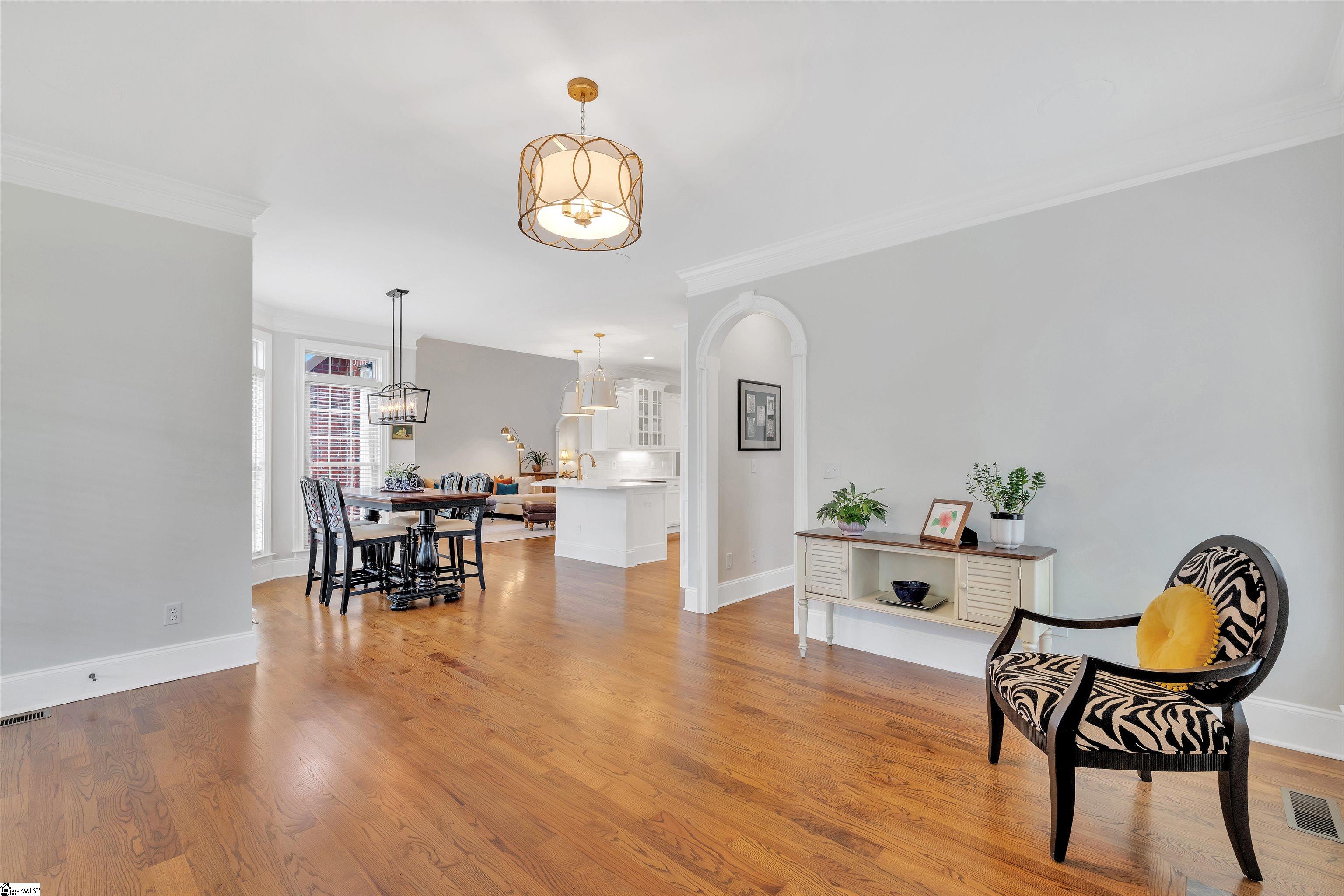 Spartanburg, South Carolina, 29301, United States, 5 Bedrooms Bedrooms, ,4 BathroomsBathrooms,Residential,For Sale,1913407