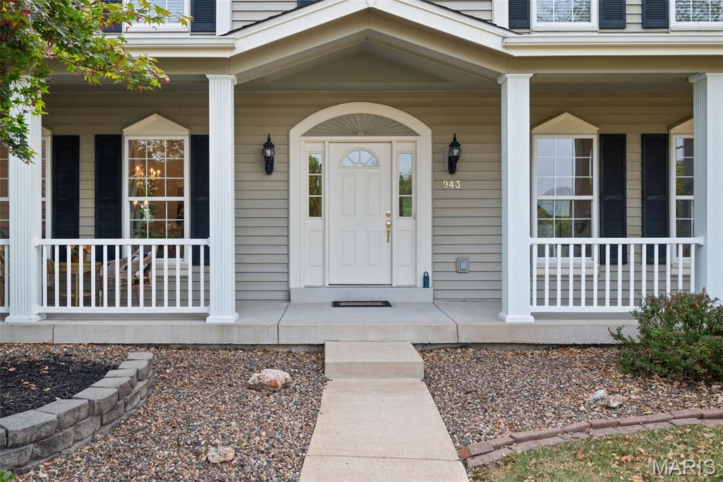 Wildwood, Missouri, 63021, United States, 4 Bedrooms Bedrooms, ,4 BathroomsBathrooms,Residential,For Sale,1947047