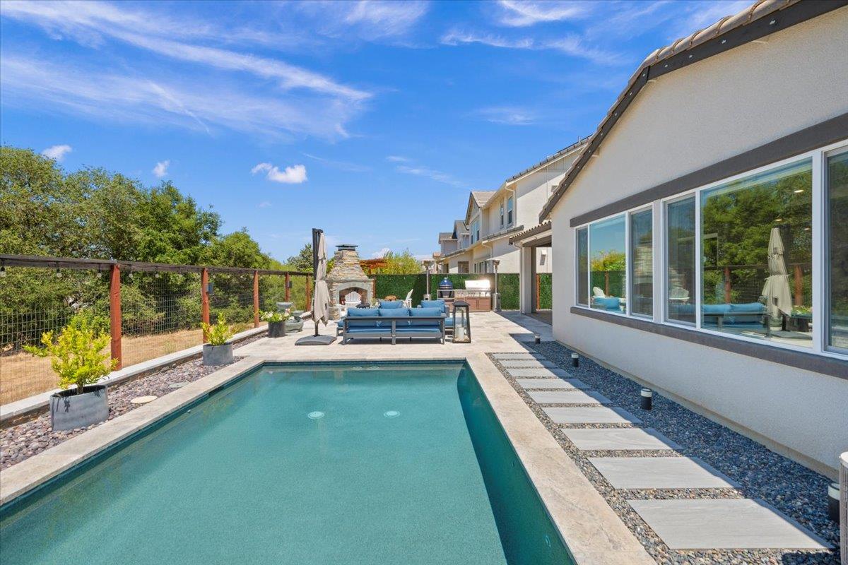 Gilroy, California, 95020, United States, 4 Bedrooms Bedrooms, ,3 BathroomsBathrooms,Residential,For Sale,1907628