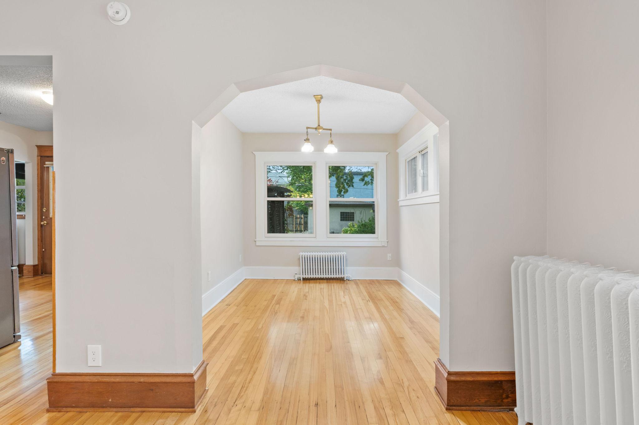 Minneapolis, Minnesota, 55404, United States, 6 Bedrooms Bedrooms, ,1 BathroomBathrooms,Residential,For Sale,1964958