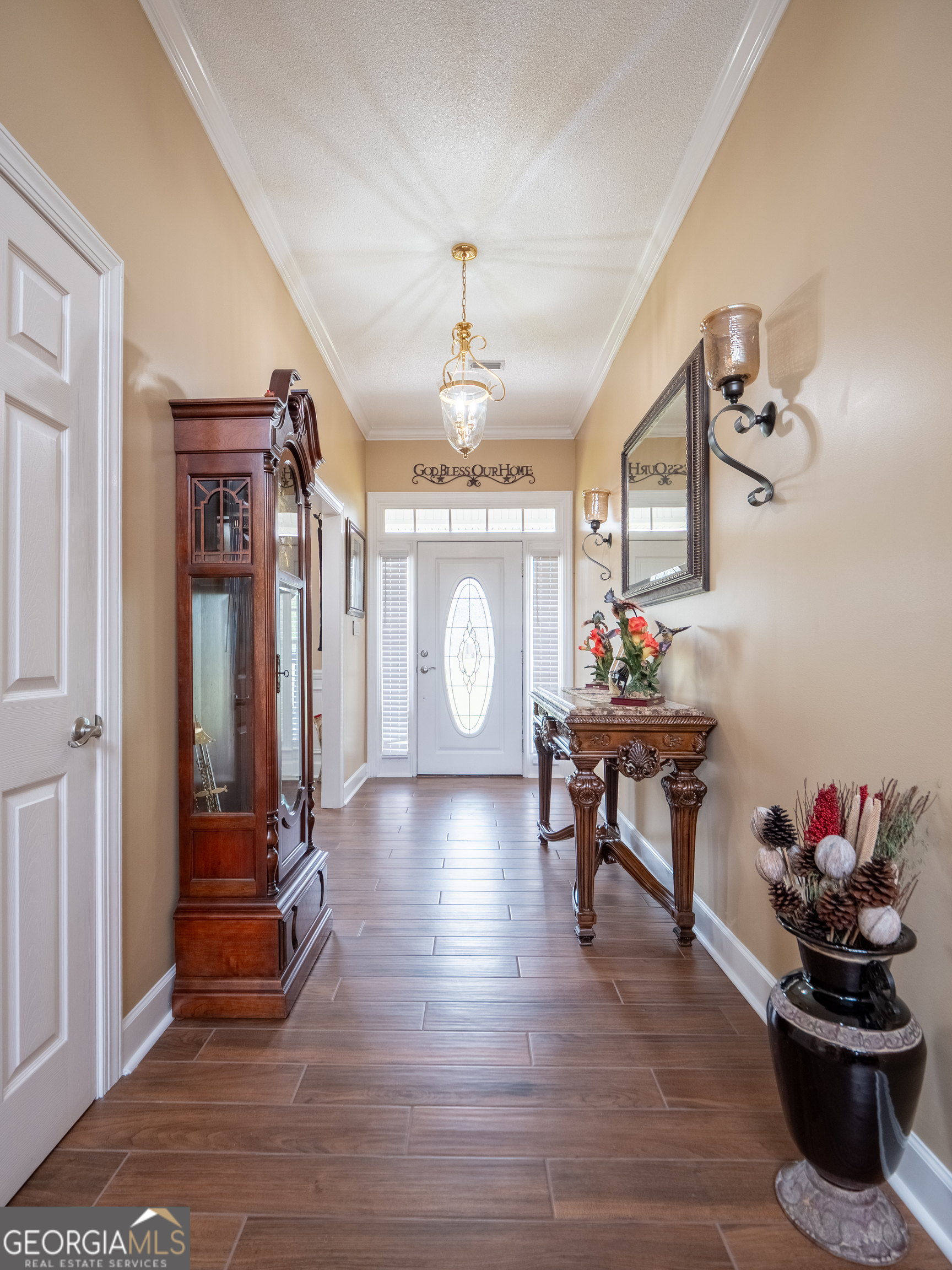 Valdosta, Georgia, 31601, United States, 3 Bedrooms Bedrooms, ,4 BathroomsBathrooms,Residential,For Sale,1836359