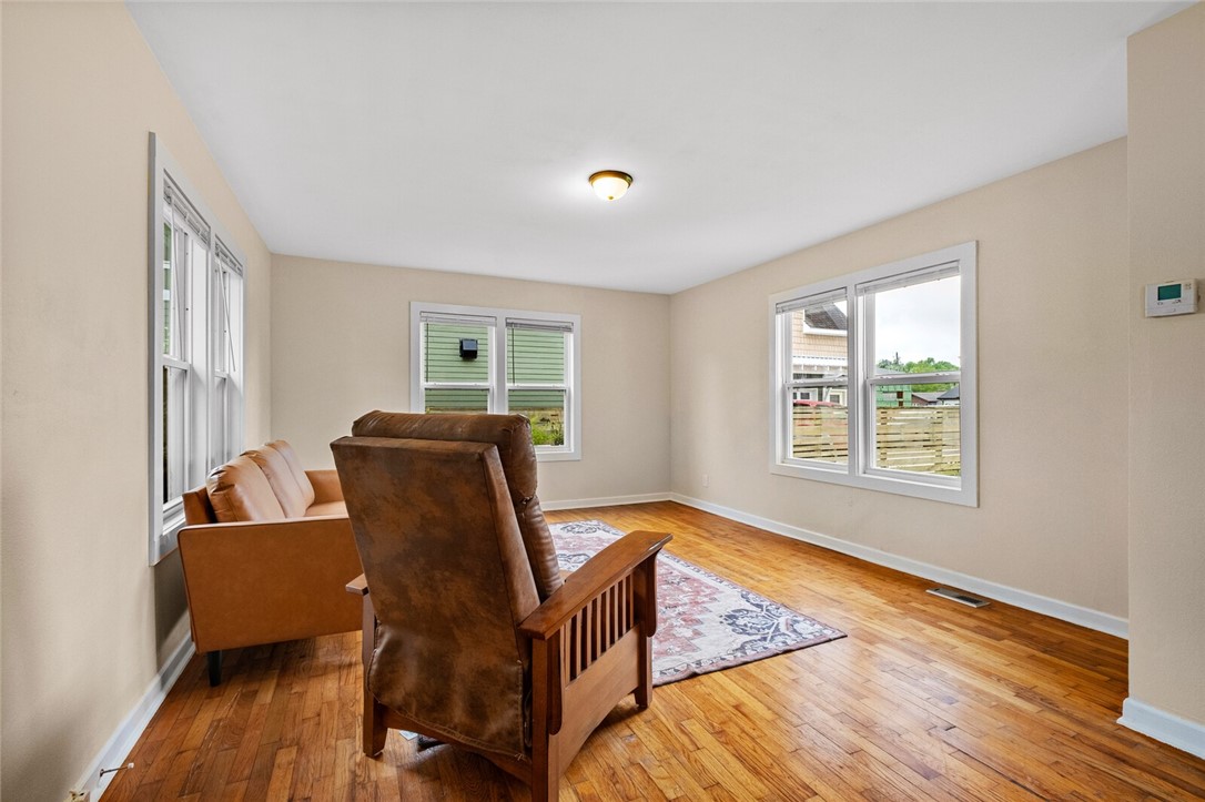 Bentonville, Arkansas, 72712, United States, 2 Bedrooms Bedrooms, ,1 BathroomBathrooms,Residential,For Sale,1793359