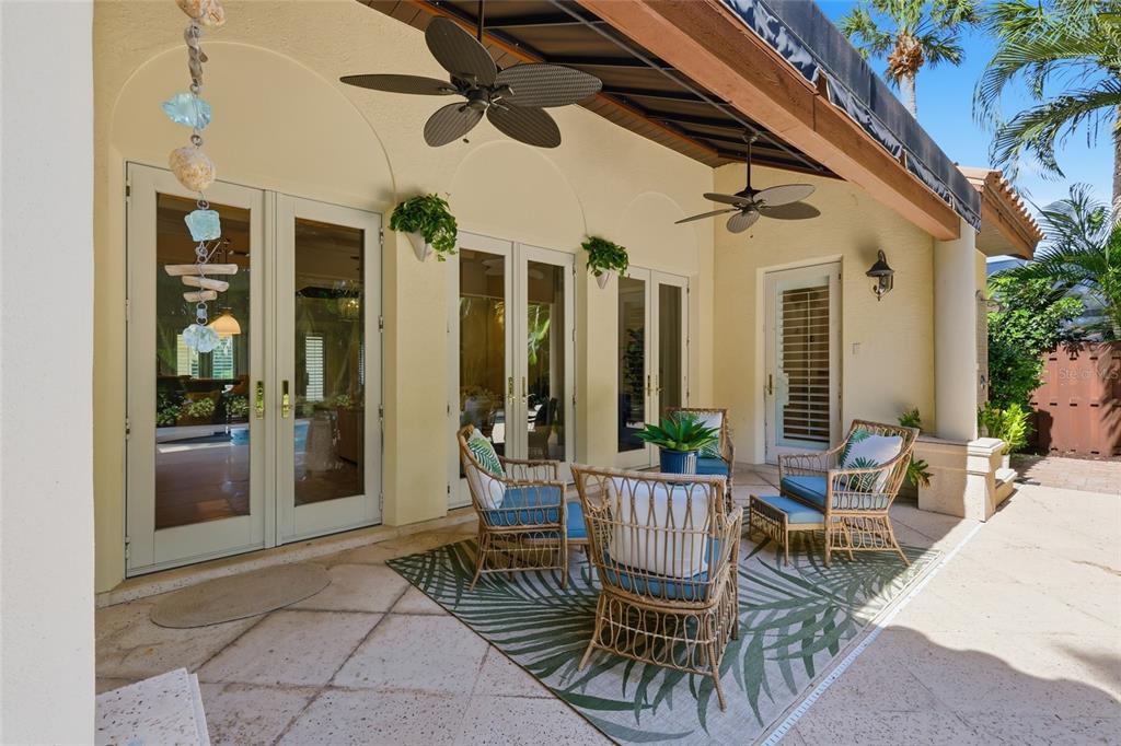 Sarasota, Florida, 34234, United States, 3 Bedrooms Bedrooms, ,3 BathroomsBathrooms,Residential,For Sale,1989538