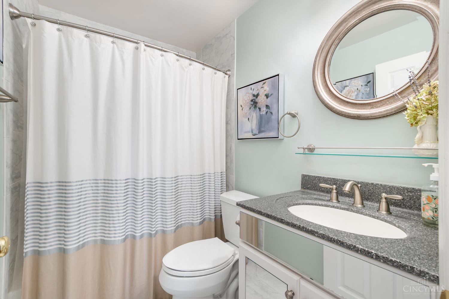 Blue Ash, Ohio, 45241, United States, 3 Bedrooms Bedrooms, ,3 BathroomsBathrooms,Residential,For Sale,2003391