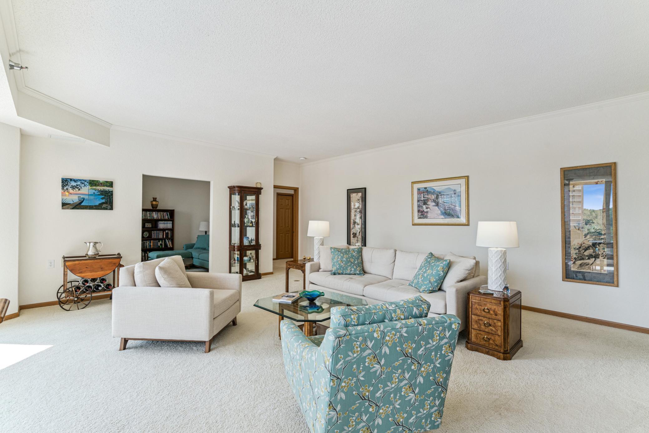 Richfield, Minnesota, 55423, United States, 2 Bedrooms Bedrooms, ,2 BathroomsBathrooms,Residential,For Sale,1867509