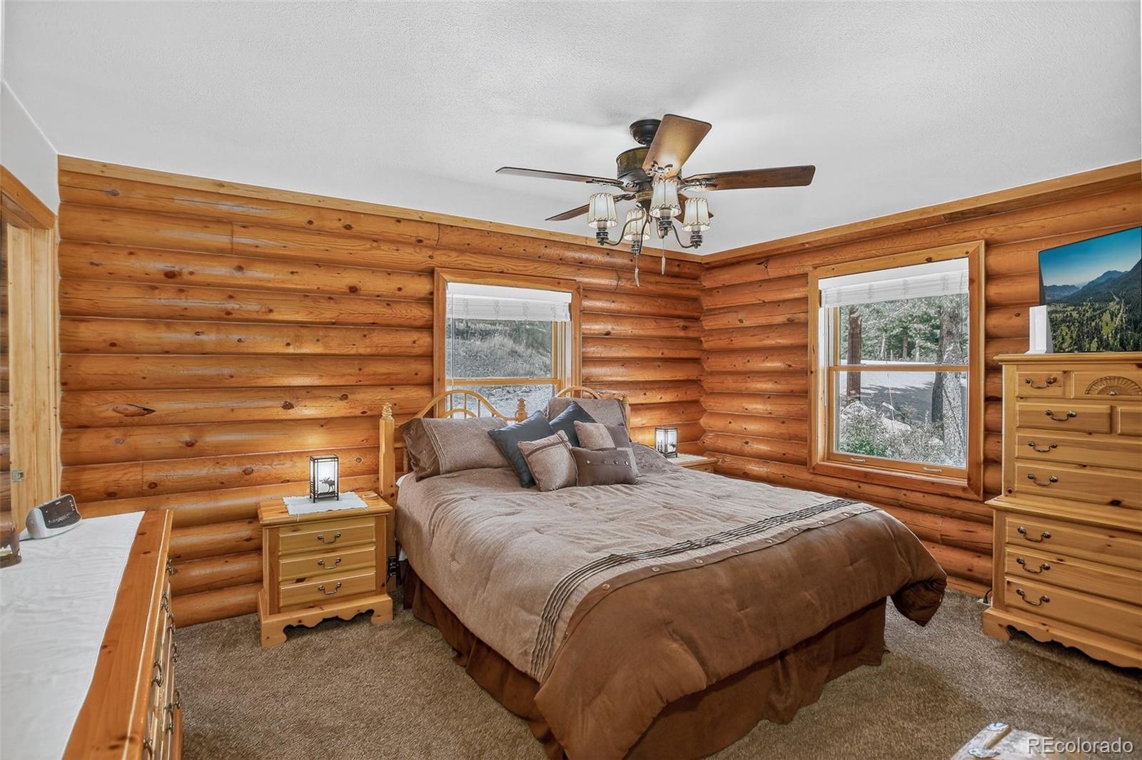 Golden, Colorado, 80403, United States, 3 Bedrooms Bedrooms, ,1 BathroomBathrooms,Residential,For Sale,1951002