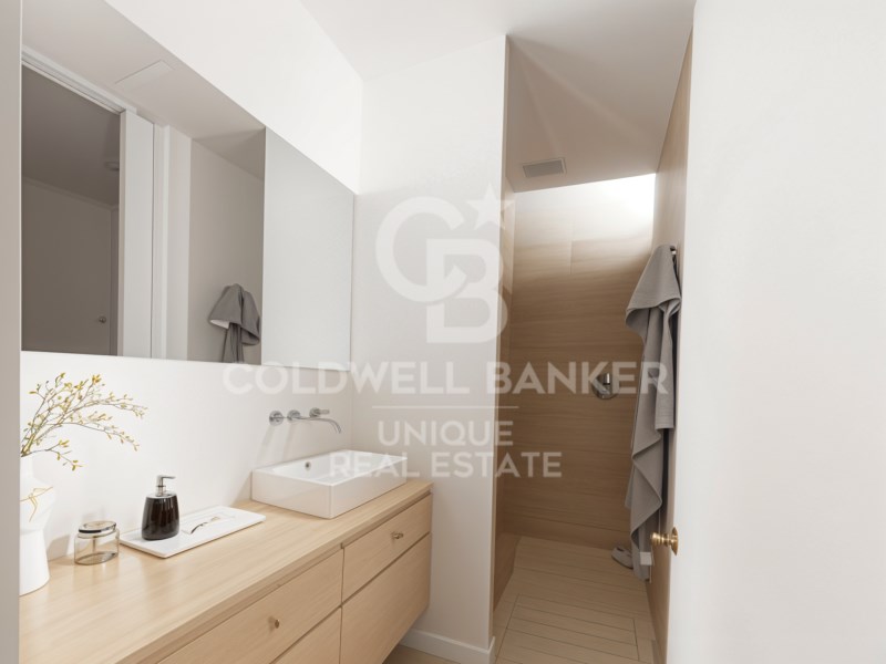 Madrid, Comunidad de Madrid, ES, 3 Bedrooms Bedrooms, ,2 BathroomsBathrooms,Residential,For Sale,1942236