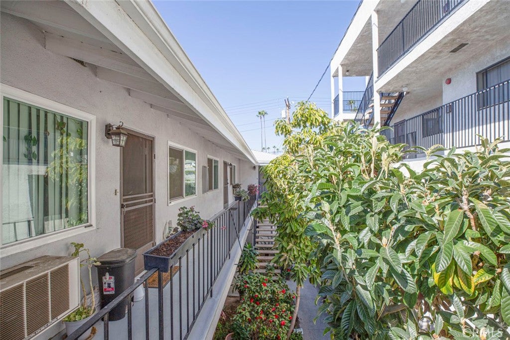 Glendale, California, 91201, United States, ,Residential,For Sale,1939983