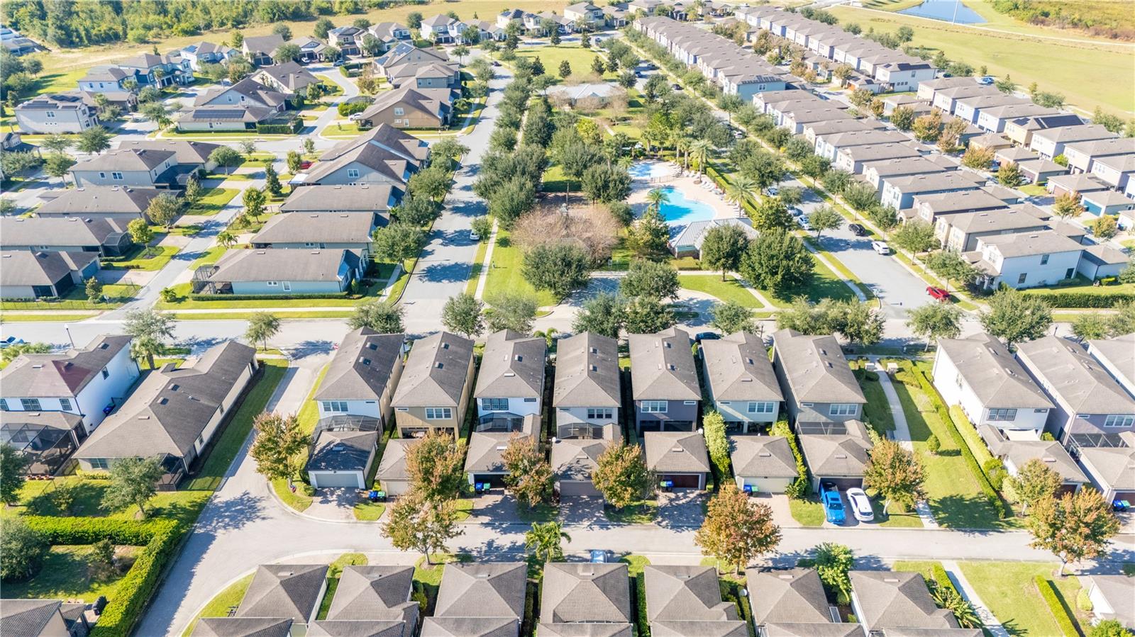 WINTER GARDEN, Florida, 34787, United States, 4 Bedrooms Bedrooms, ,3 BathroomsBathrooms,Residential,For Sale,1993845