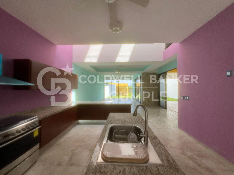 Alvarado, Veracruz de Ignacio de la Llave, 95264, Mexico, 3 Bedrooms Bedrooms, ,5 BathroomsBathrooms,Residential,For Sale,1941850