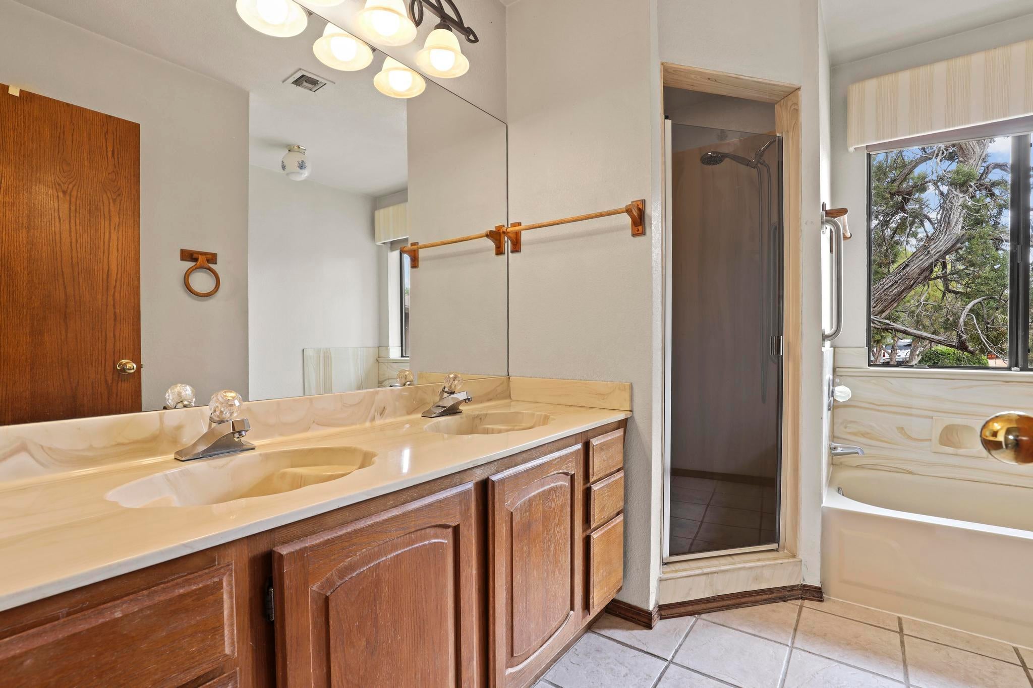 Payson, Arizona, 85541, United States, 5 Bedrooms Bedrooms, ,3 BathroomsBathrooms,Residential,For Sale,1805847