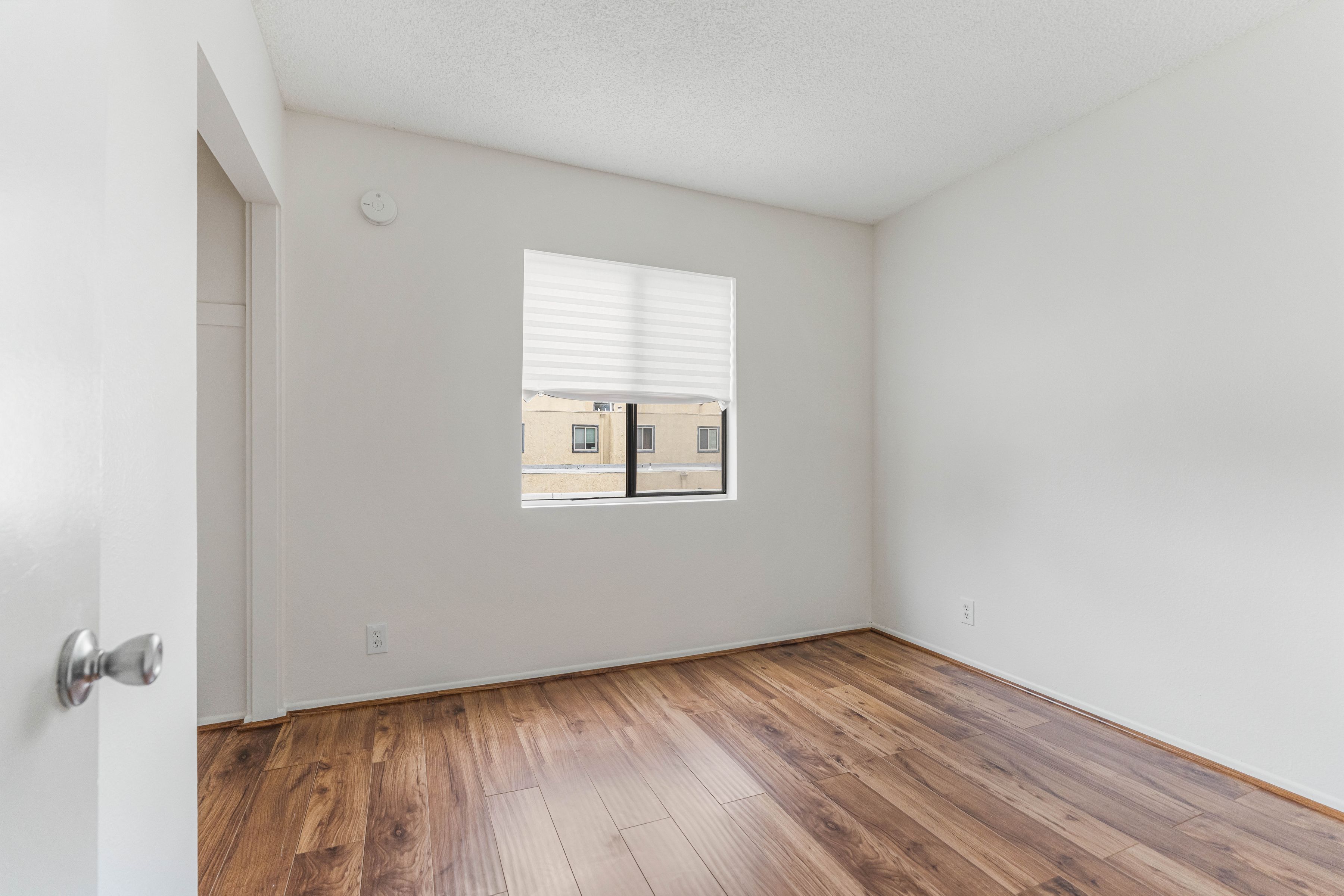  6746 Encino Avenue #2 - 物件實景