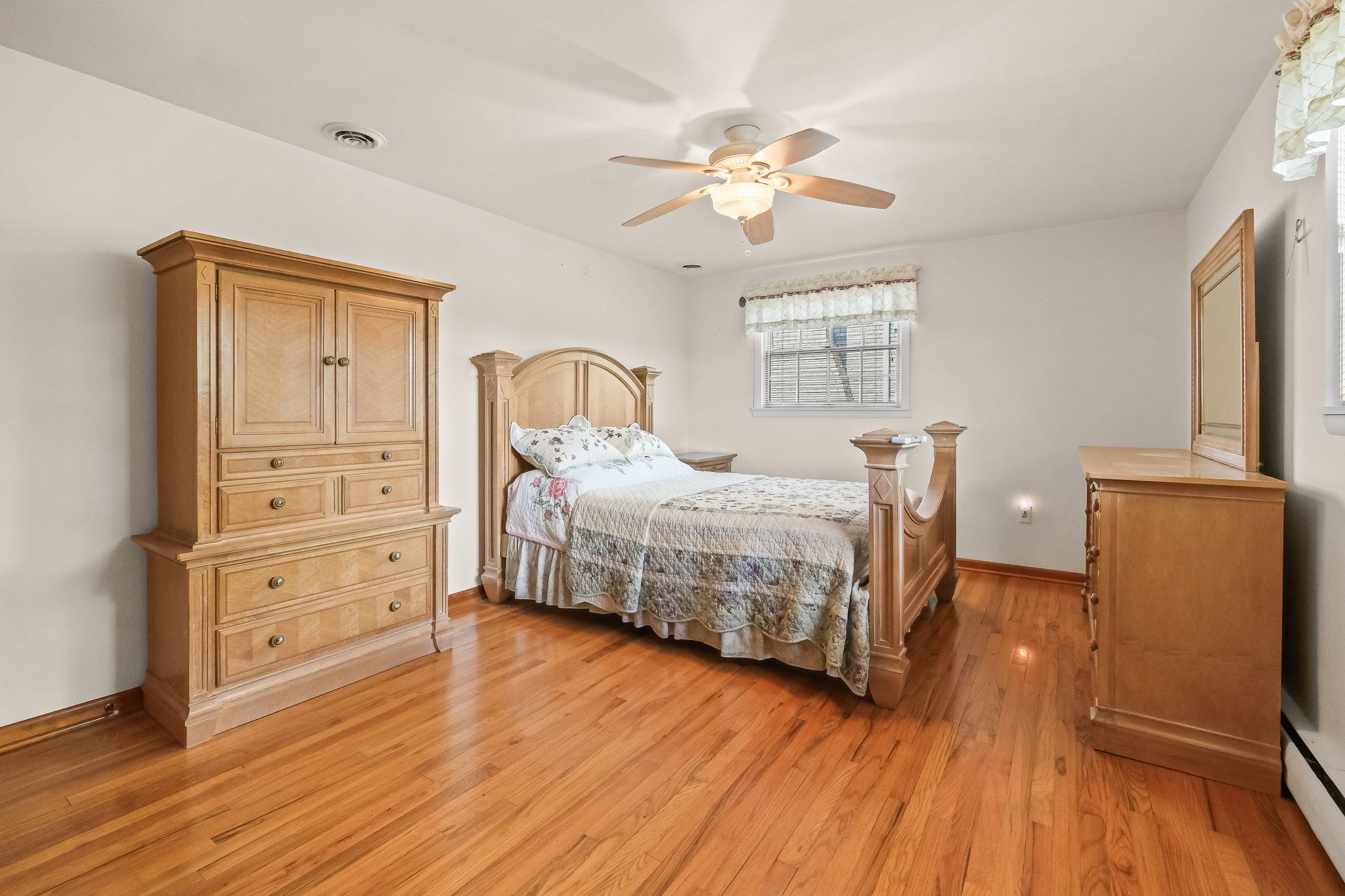  2422 Silver Oak Place, Pittsburgh, PA 15220 - 物件實景