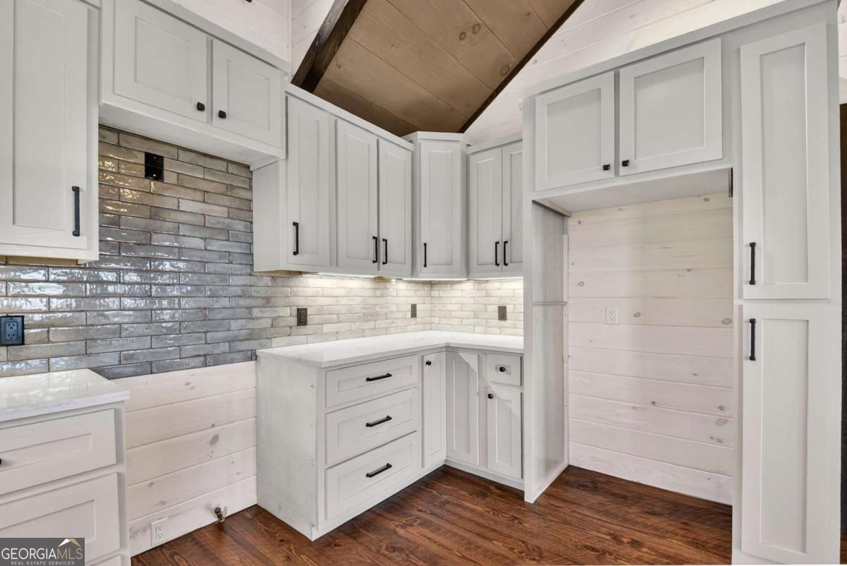 Mineral Bluff, Georgia, 30559, United States, 4 Bedrooms Bedrooms, ,4 BathroomsBathrooms,Residential,For Sale,2011407