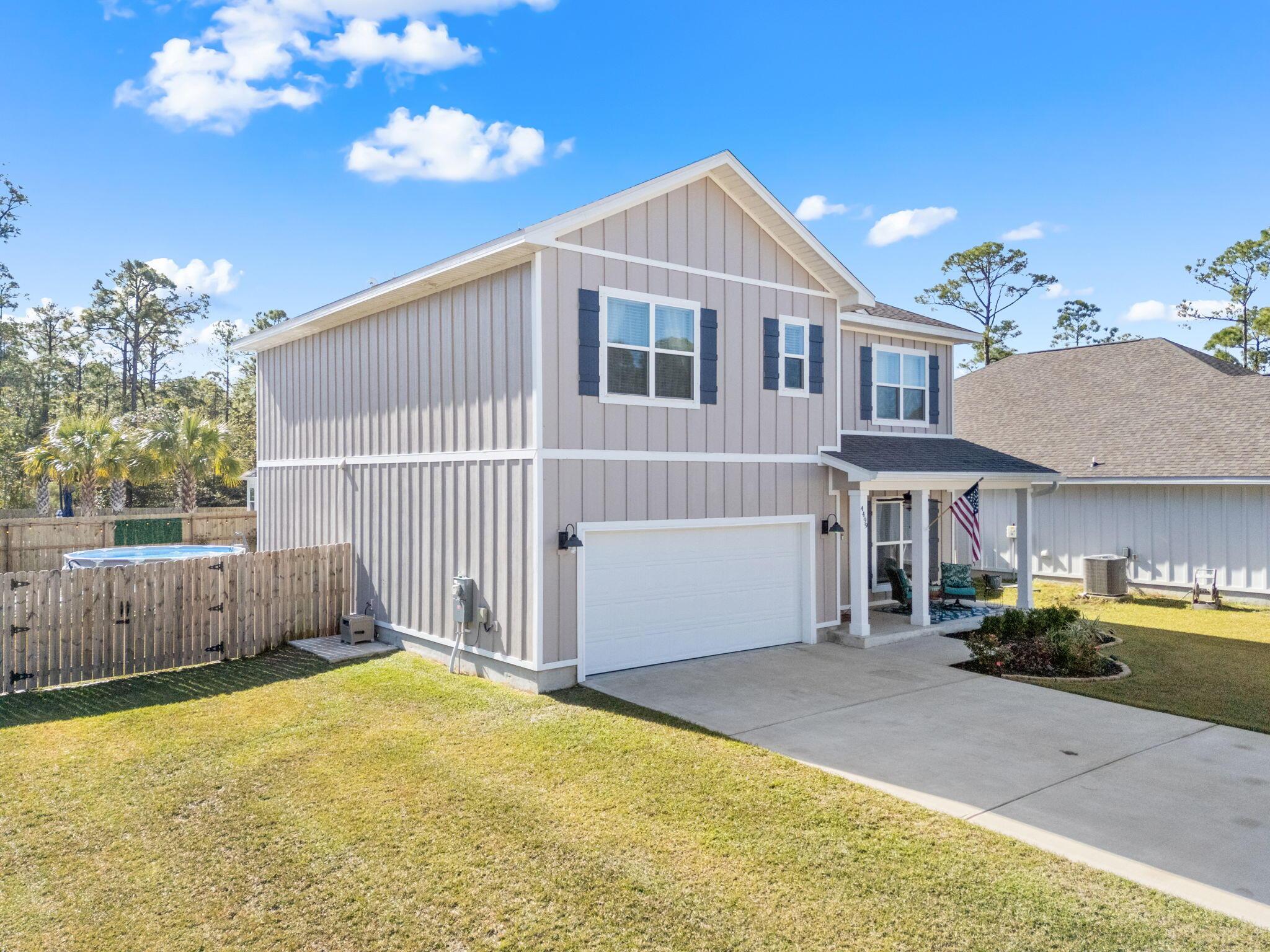 Gulf Breeze, Florida, 32563, United States, 5 Bedrooms Bedrooms, ,3 BathroomsBathrooms,Residential,For Sale,1934954