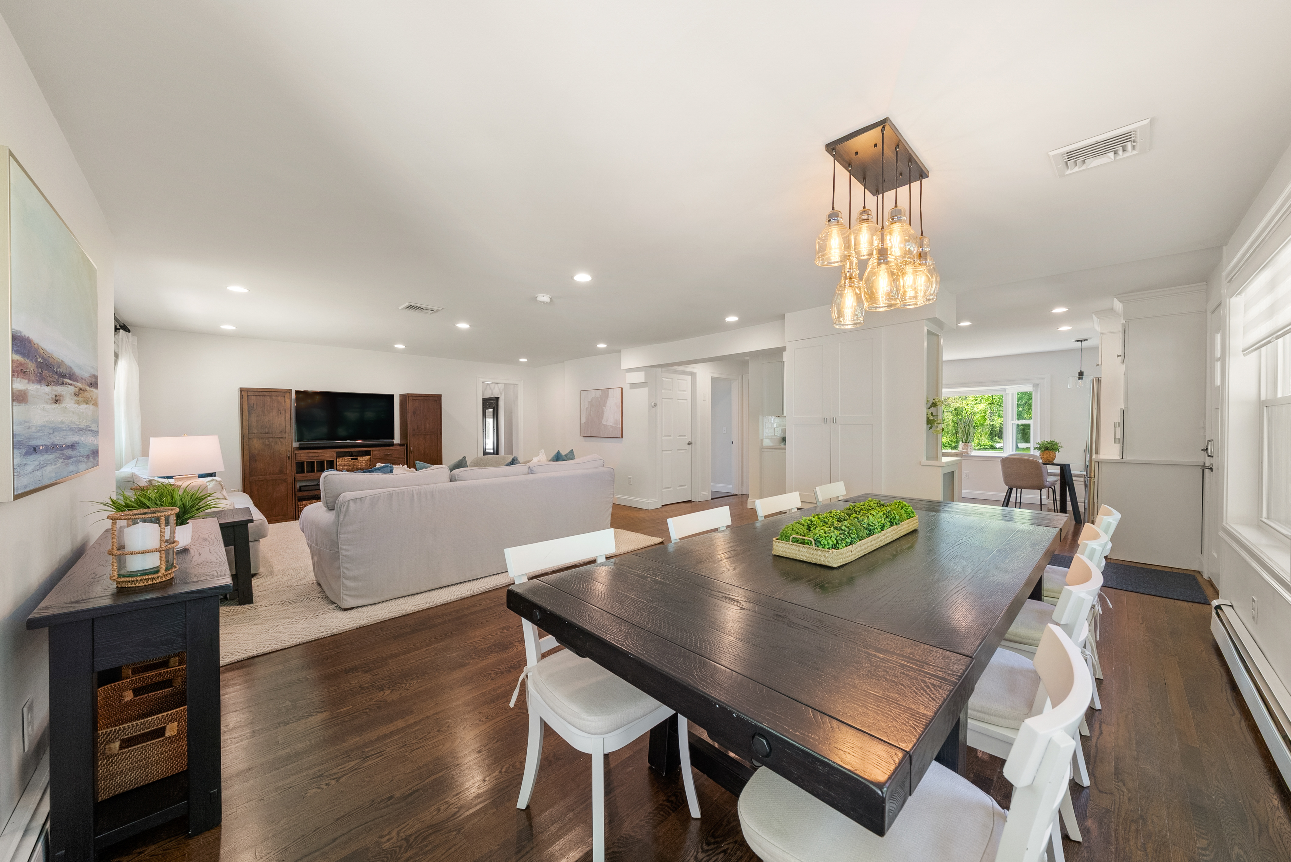  129 Dover Road, Westwood, MA, 02090 - 物件實景