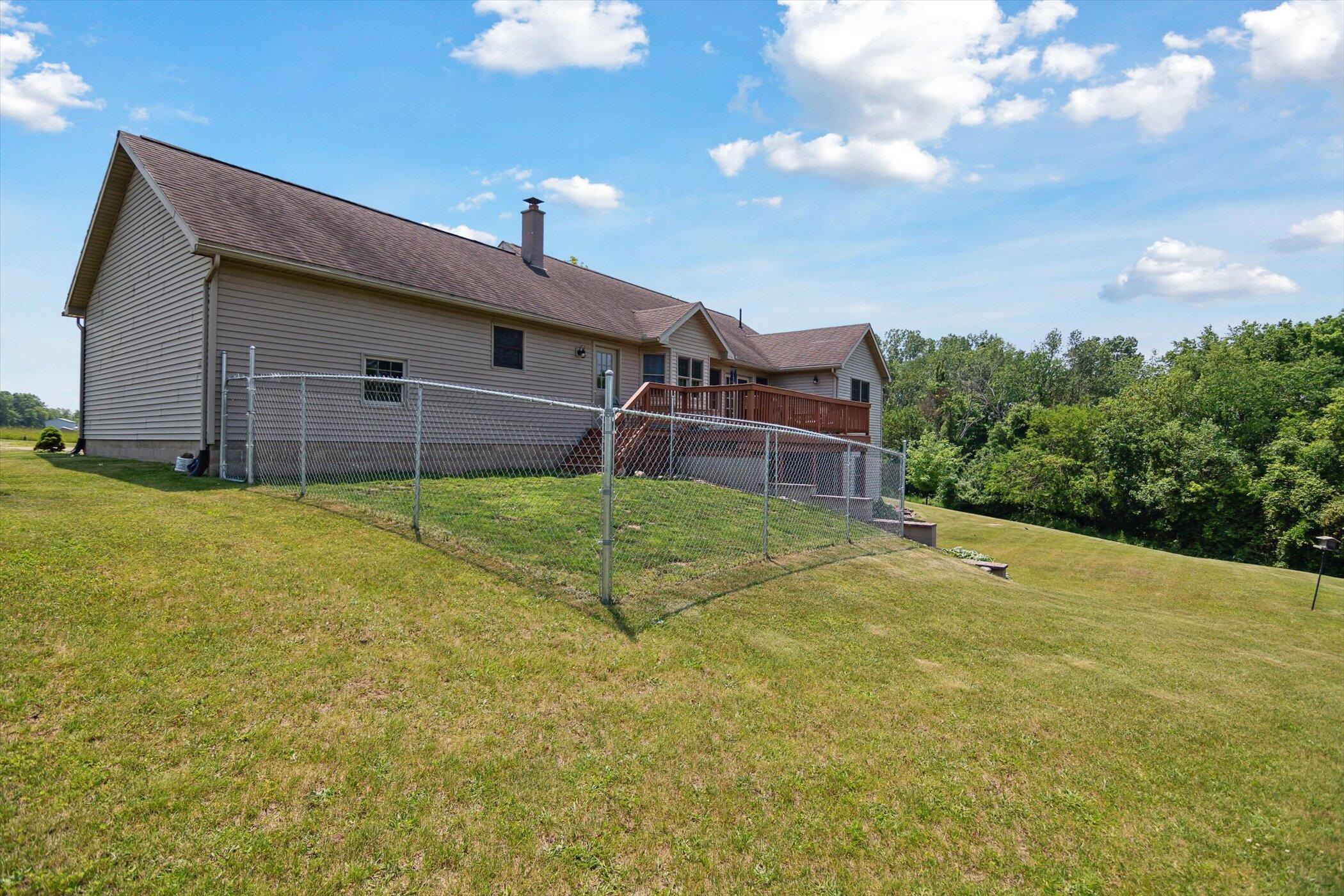 Hillsdale, Michigan, 49242, United States, 6 Bedrooms Bedrooms, ,4 BathroomsBathrooms,Residential,For Sale,1974672