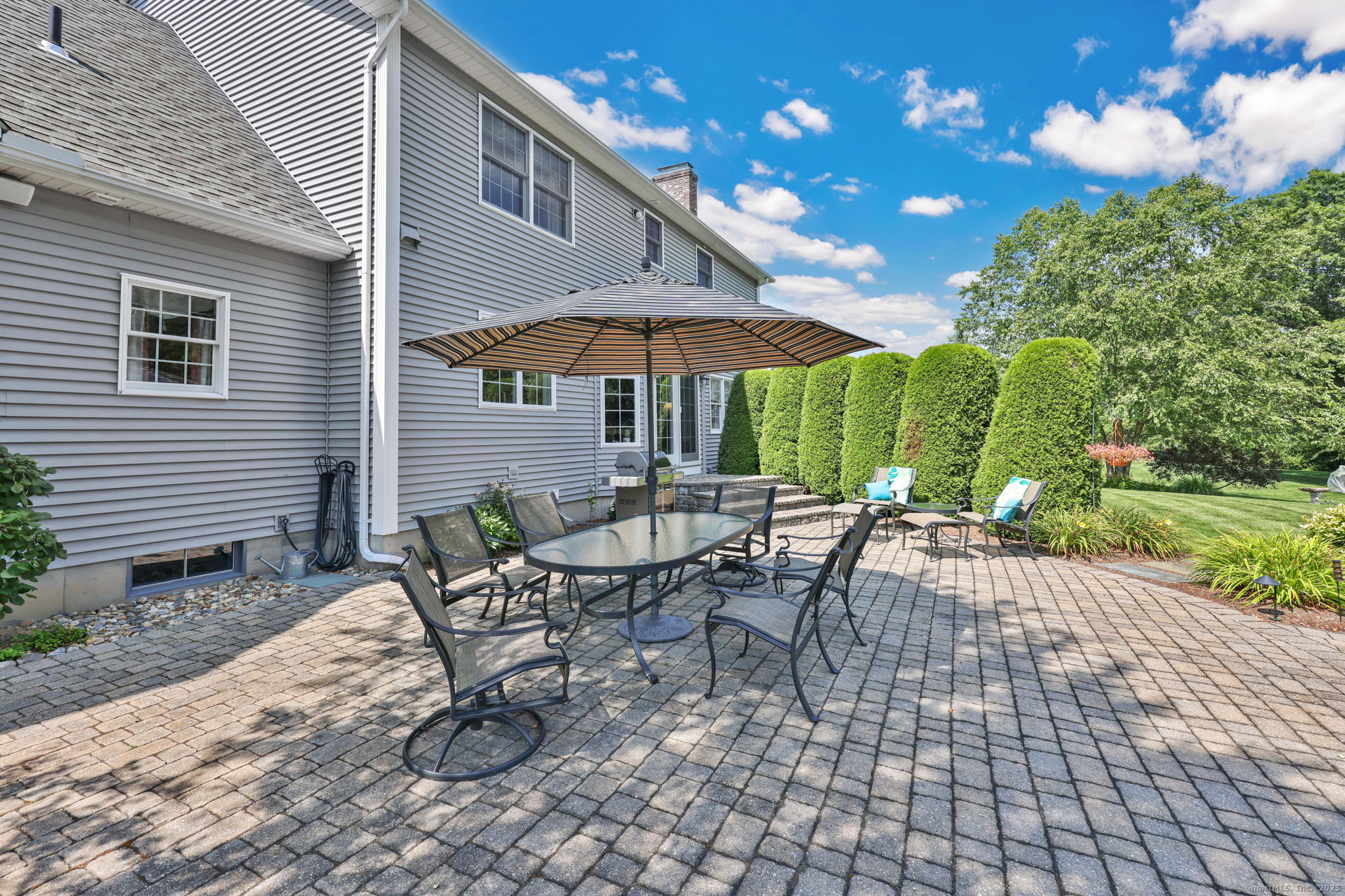 Suffield, Connecticut, 06078, United States, 4 Bedrooms Bedrooms, ,3 BathroomsBathrooms,Residential,For Sale,1927019