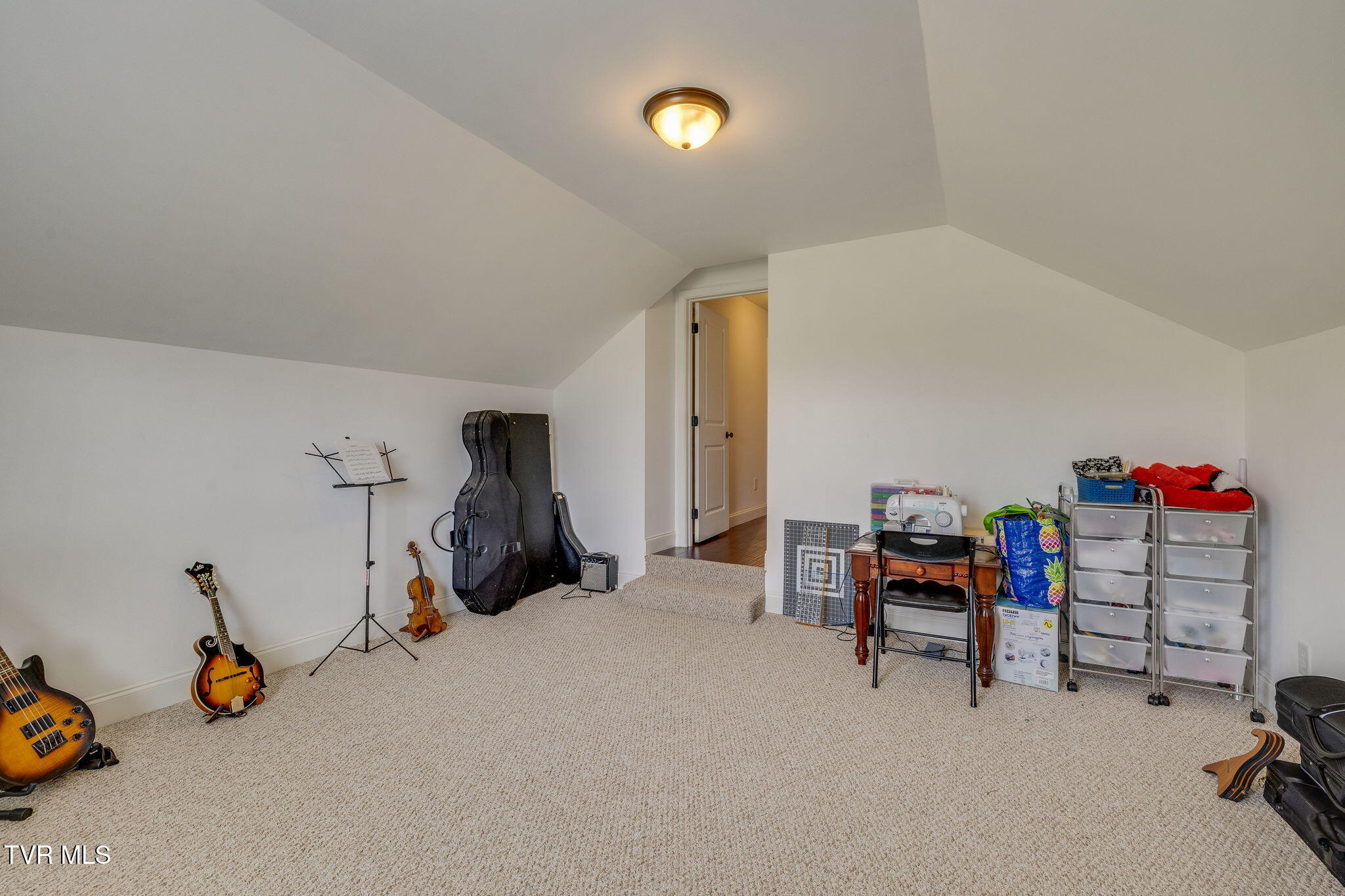 Bluff City, Tennessee, 37618, United States, 3 Bedrooms Bedrooms, ,4 BathroomsBathrooms,Residential,For Sale,2048525