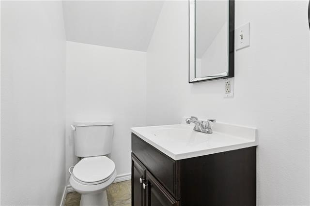 Metairie, Louisiana, 70005, United States, 3 Bedrooms Bedrooms, ,3 BathroomsBathrooms,Residential,For Sale,2009757