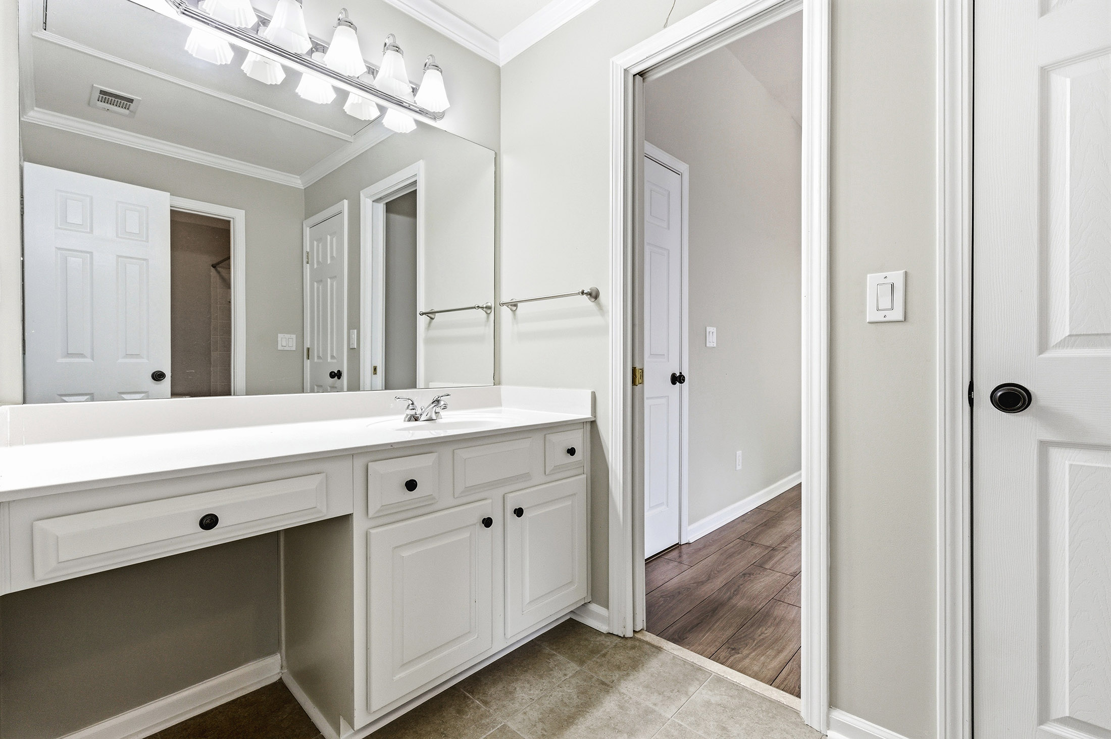  Beautifully Updated Brick Home in Vinings Estate - 物件實景