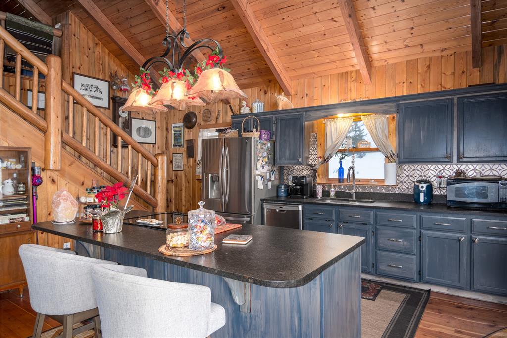 Libby, Montana, 59923, United States, 3 Bedrooms Bedrooms, ,2 BathroomsBathrooms,Residential,For Sale,1860781