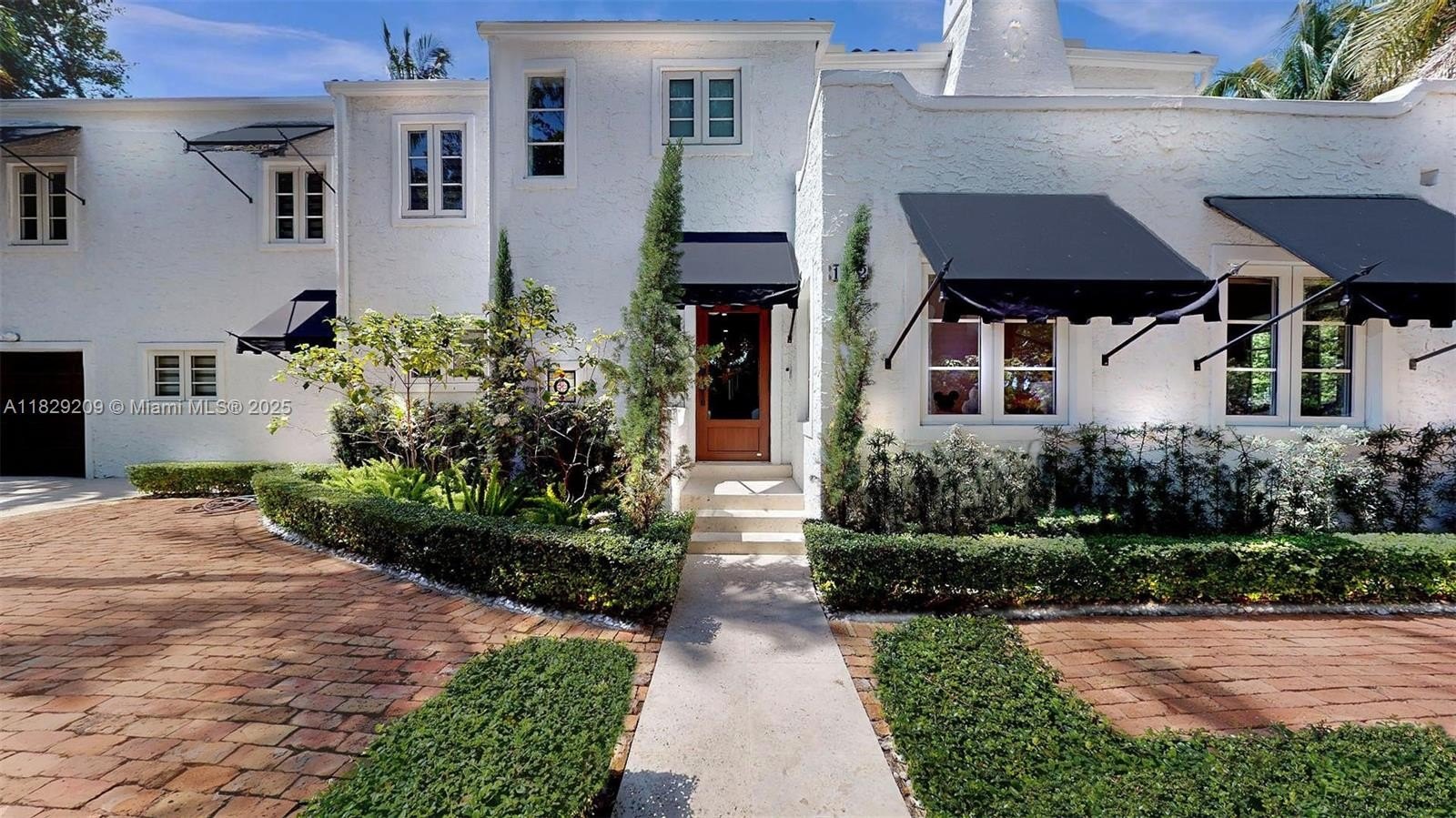 Coral Gables, Florida, 33134, United States, 4 Bedrooms Bedrooms, ,3 BathroomsBathrooms,Residential,For Sale,1976350