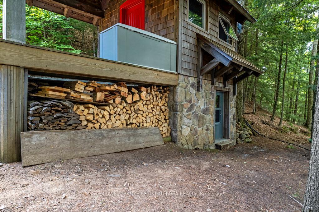 FRONTENAC, Ontario, K0H 2J0, CA, 3 Bedrooms Bedrooms, ,Residential,For Sale,1903665