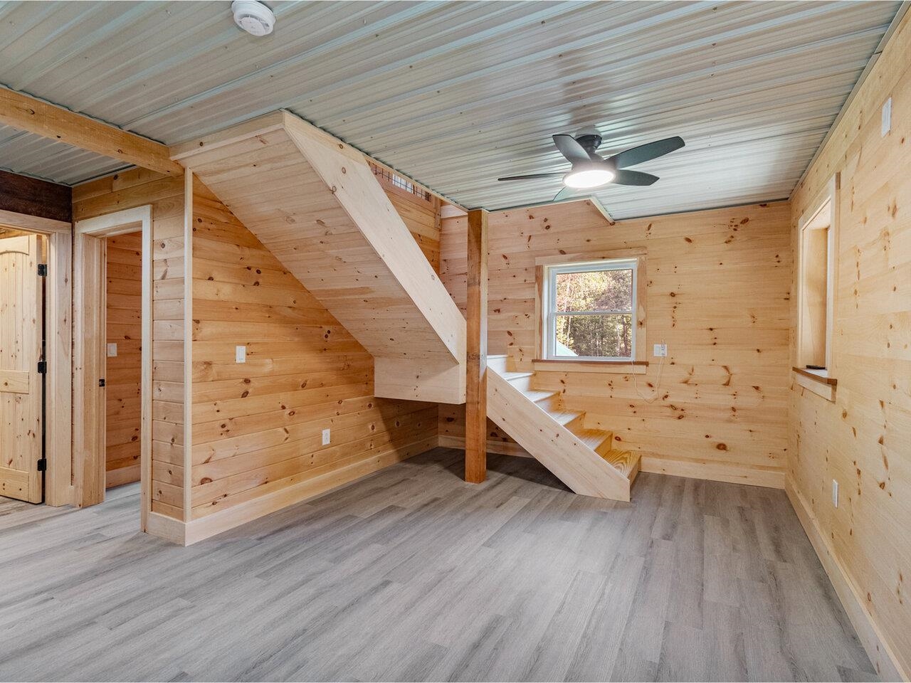 Enosburg, Vermont, 05450, United States, 2 Bedrooms Bedrooms, ,Residential,For Sale,1950253