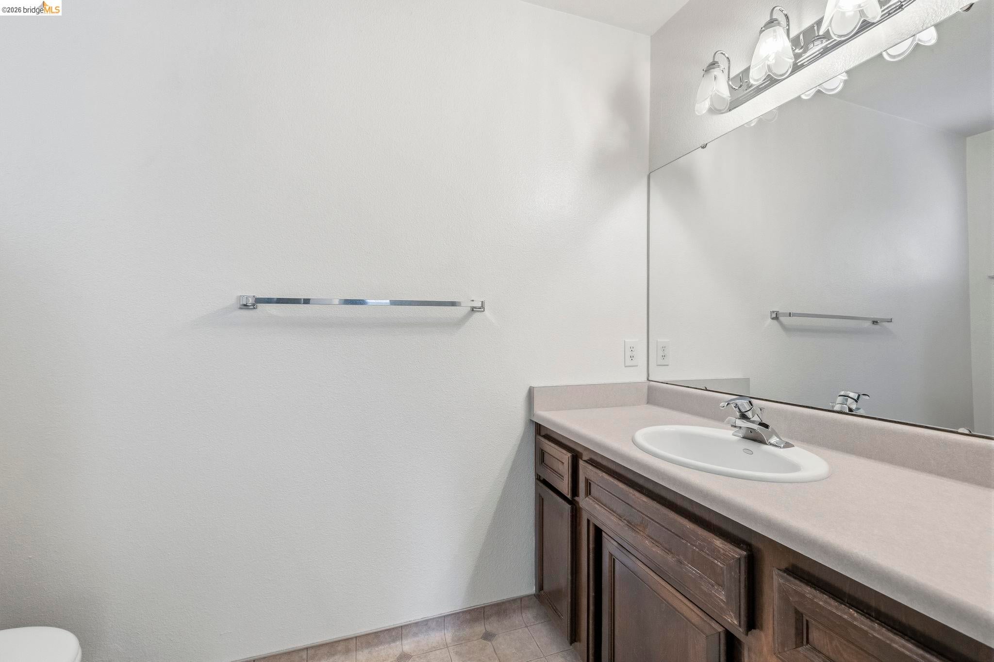 Sonora, California, 95370, United States, 4 Bedrooms Bedrooms, ,2 BathroomsBathrooms,Residential,For Sale,2049184