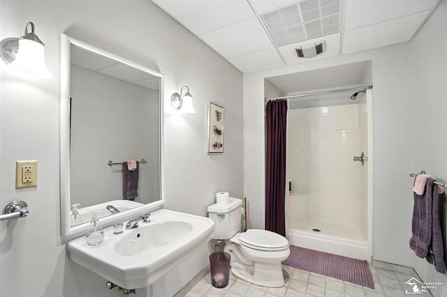 MONROE, Michigan, 48162, United States, 4 Bedrooms Bedrooms, ,7 BathroomsBathrooms,Residential,For Sale,1995576