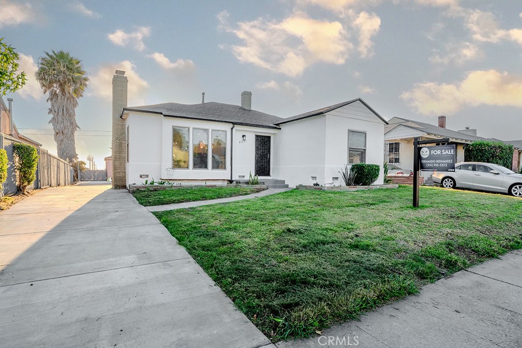 Inglewood, California, 90305, United States, 3 Bedrooms Bedrooms, ,2 BathroomsBathrooms,Residential,For Sale,1925175