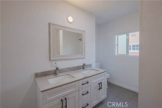 Huntington Park, California, 90255, United States, 4 Bedrooms Bedrooms, ,3 BathroomsBathrooms,Residential,For Sale,1928915