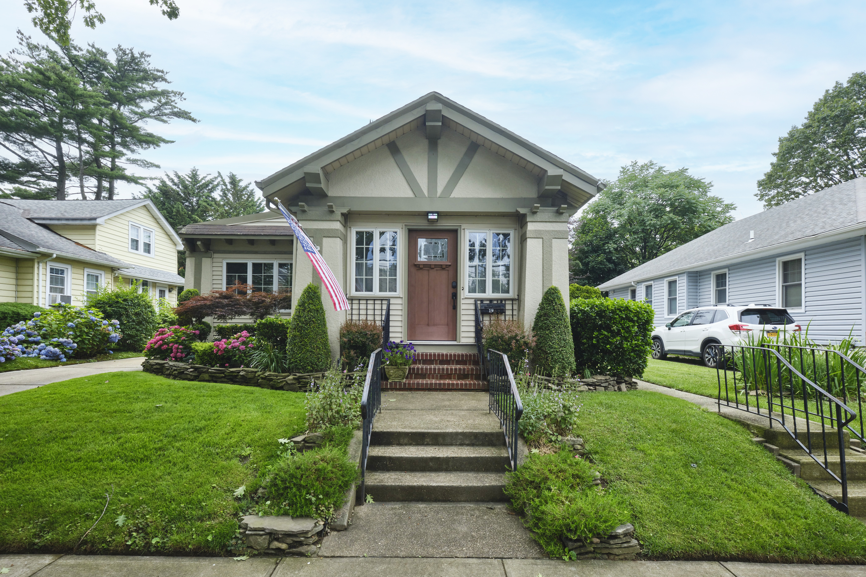 Bellerose Village, New York, 11001, United States, 3 Bedrooms Bedrooms, ,2 BathroomsBathrooms,Residential,For Sale,1974559