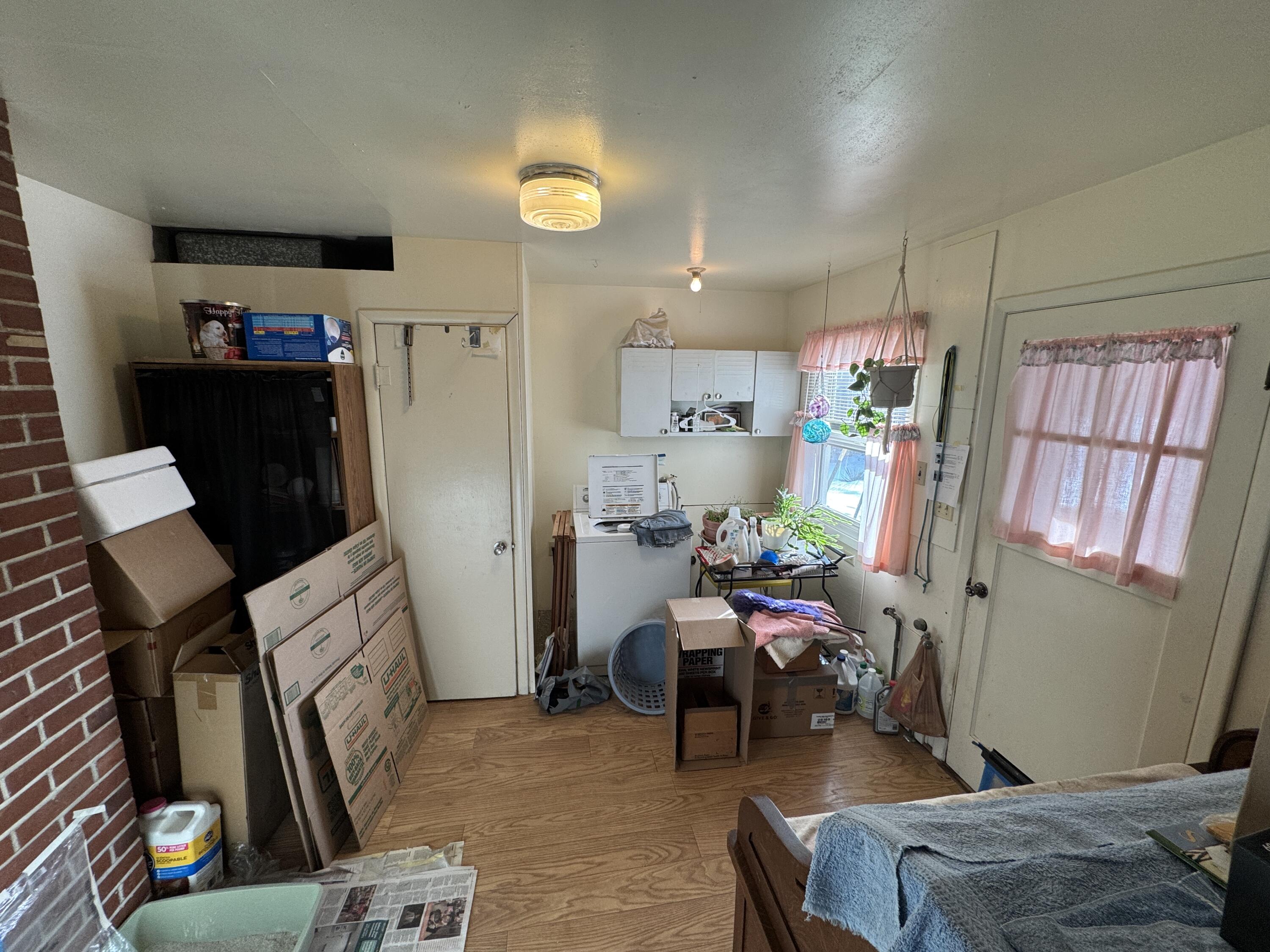 Redmond, Oregon, 97756, United States, 2 Bedrooms Bedrooms, ,1 BathroomBathrooms,Residential,For Sale,2008115