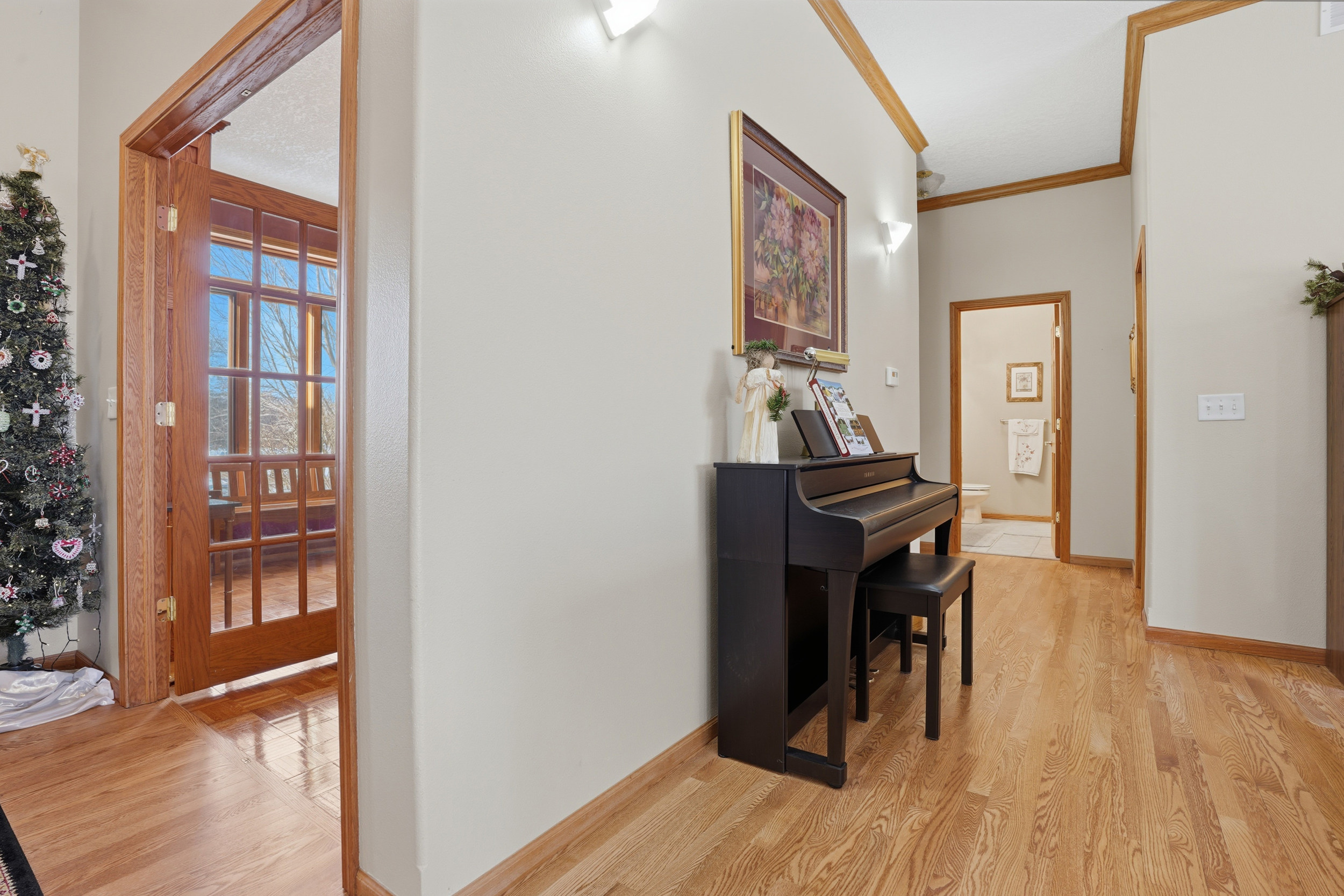 Washington, Iowa, 52353, United States, 5 Bedrooms Bedrooms, ,3 BathroomsBathrooms,Residential,For Sale,2008132