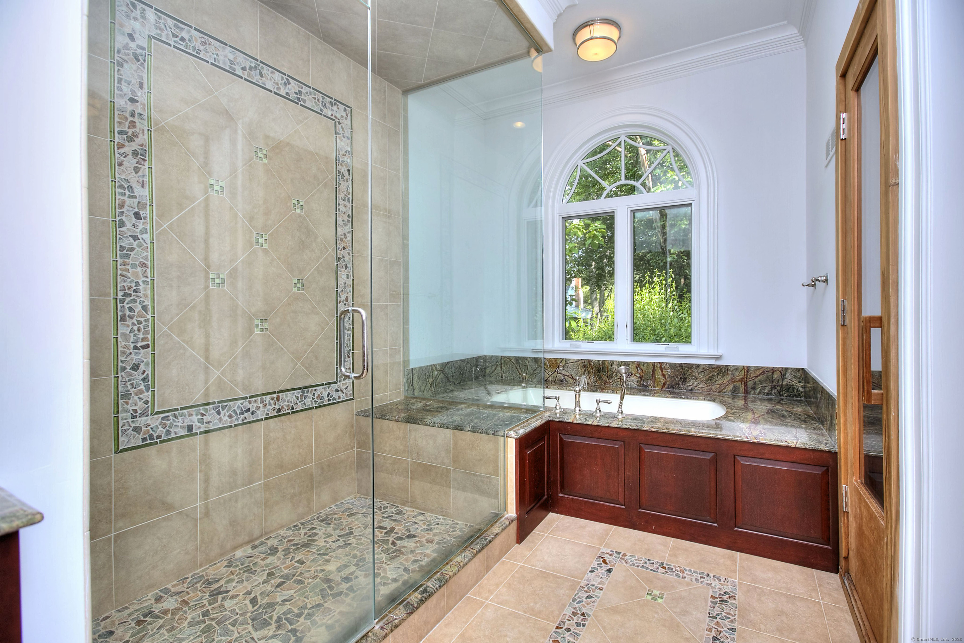 Westport, Connecticut, 06880, United States, 5 Bedrooms Bedrooms, ,7 BathroomsBathrooms,Residential,For Sale,1906328