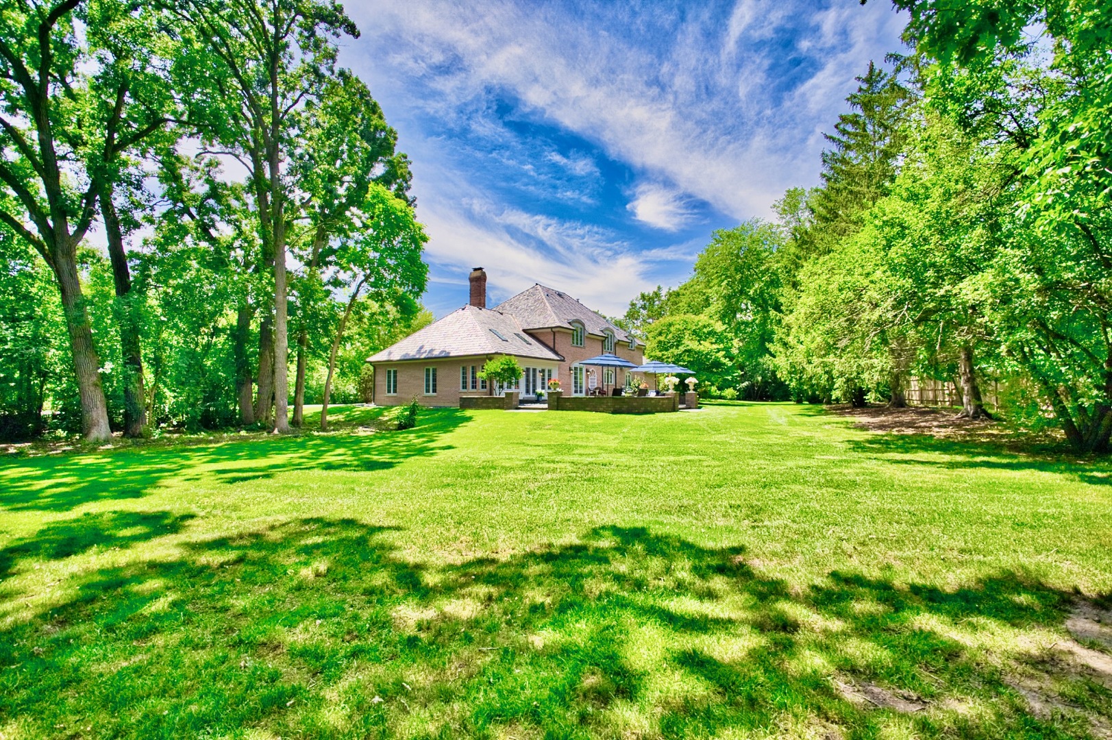 Lake Forest, Illinois, 60045, United States, 4 Bedrooms Bedrooms, ,5 BathroomsBathrooms,Residential,For Sale,1986111