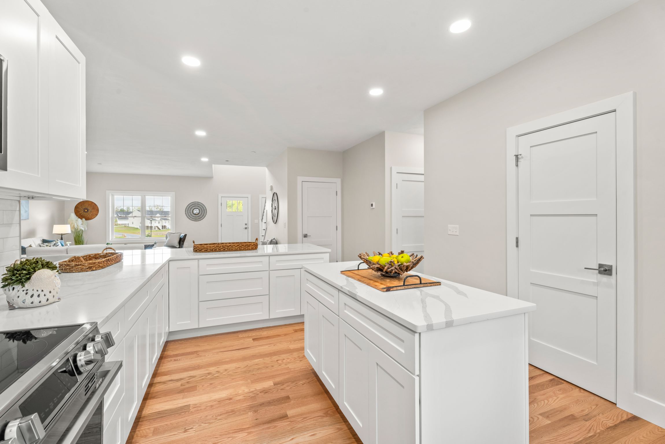  71 Driftwood Circle, Sandown, NH, 03873 - 物件實景