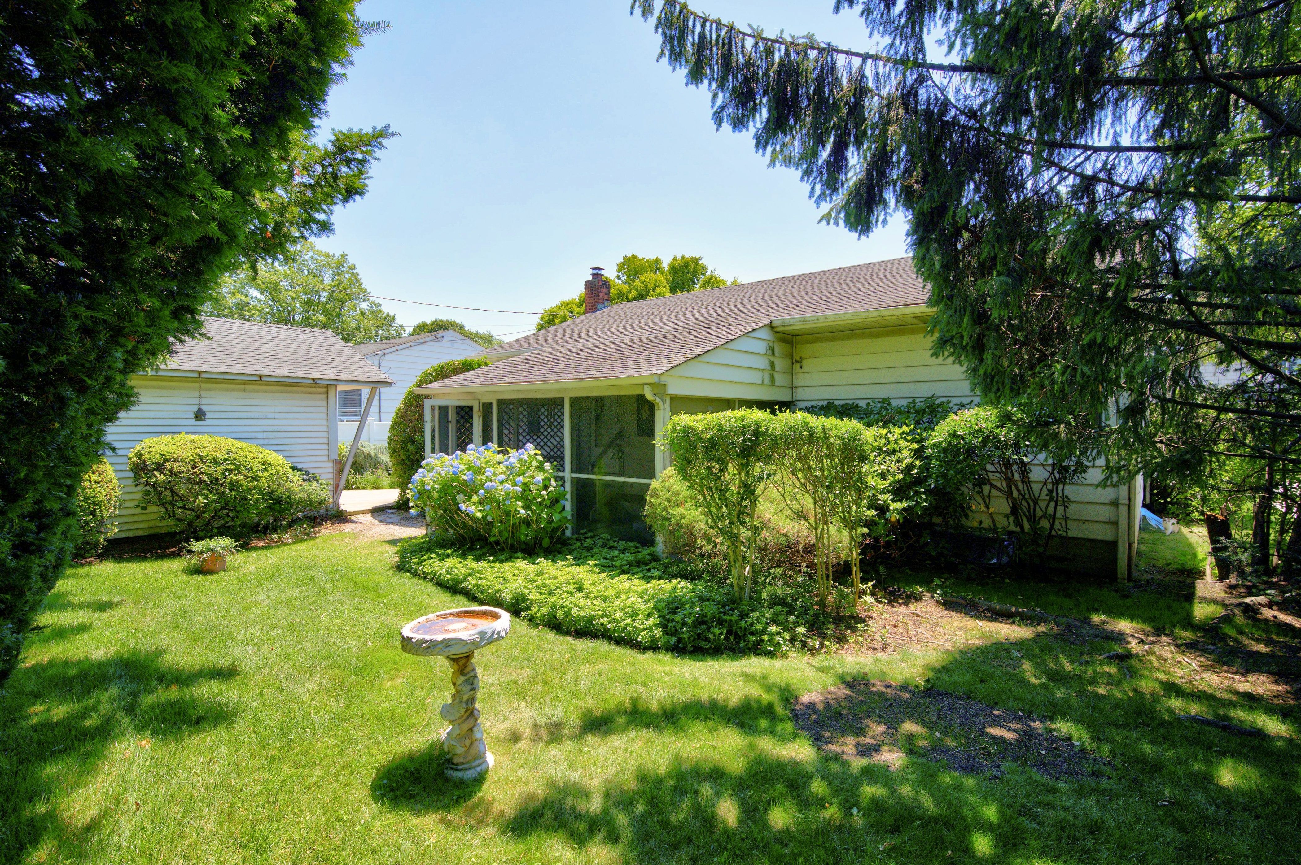  41 Elwood Avenue, Hicksville, NY, 11801 - 物件實景