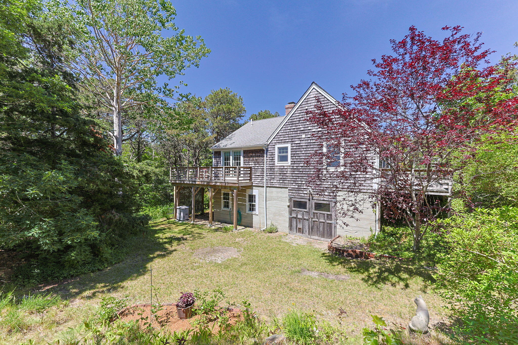  Move-In Ready Comfort on a Beautifully Wooded Acre-Plus Setting - 物件實景