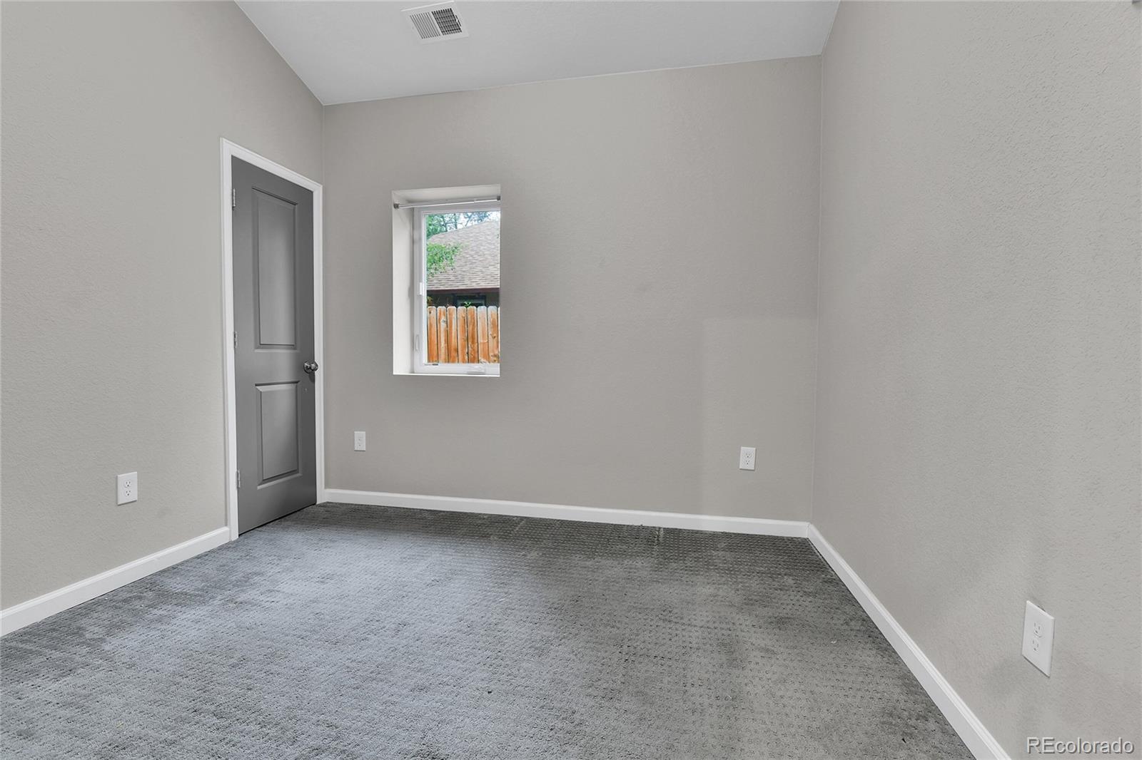 Denver, Colorado, 80220, United States, 3 Bedrooms Bedrooms, ,1 BathroomBathrooms,Residential,For Sale,1932053