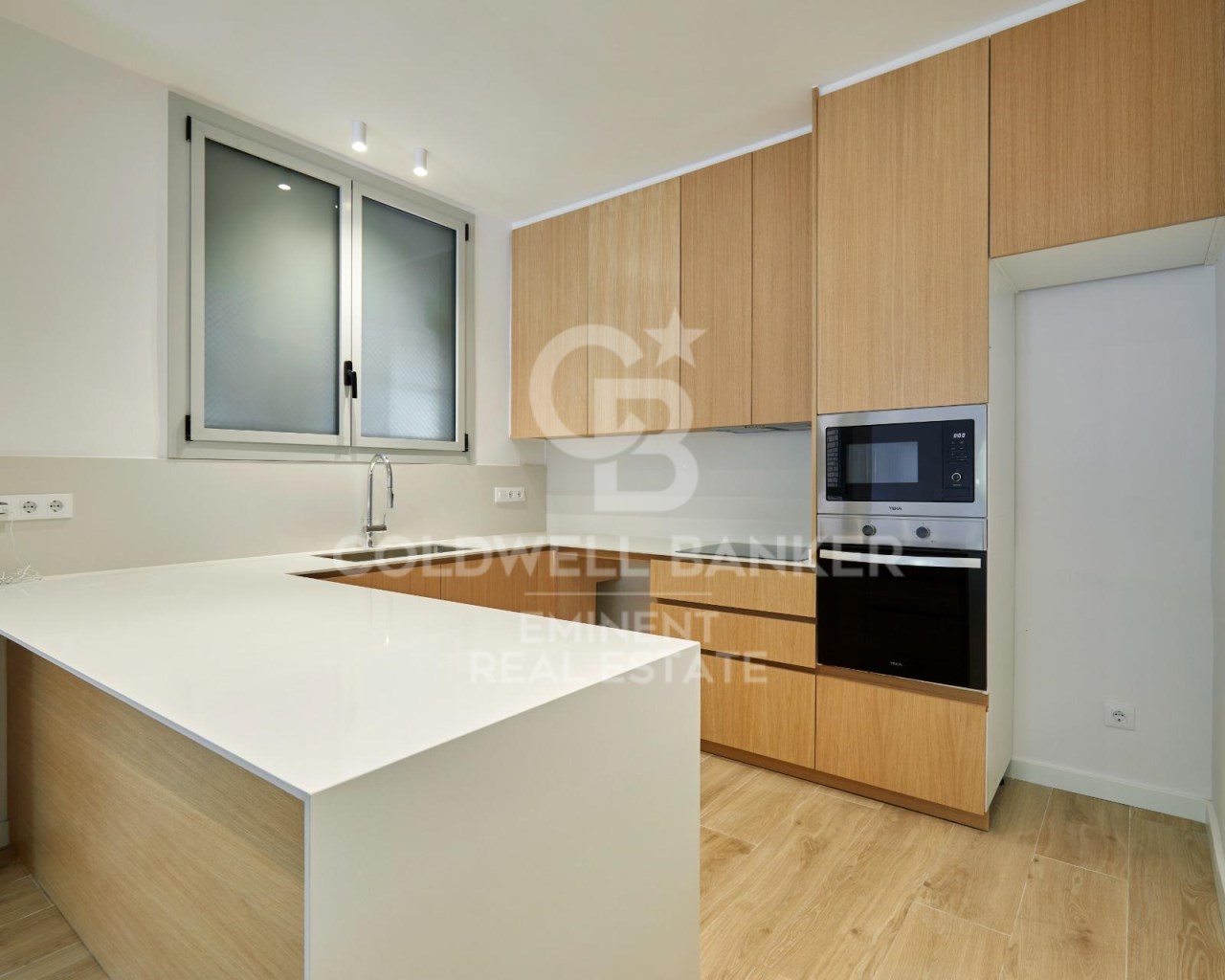 Barcelona, Catalonia, ES, 3 Bedrooms Bedrooms, ,2 BathroomsBathrooms,Residential,For Sale,1827356