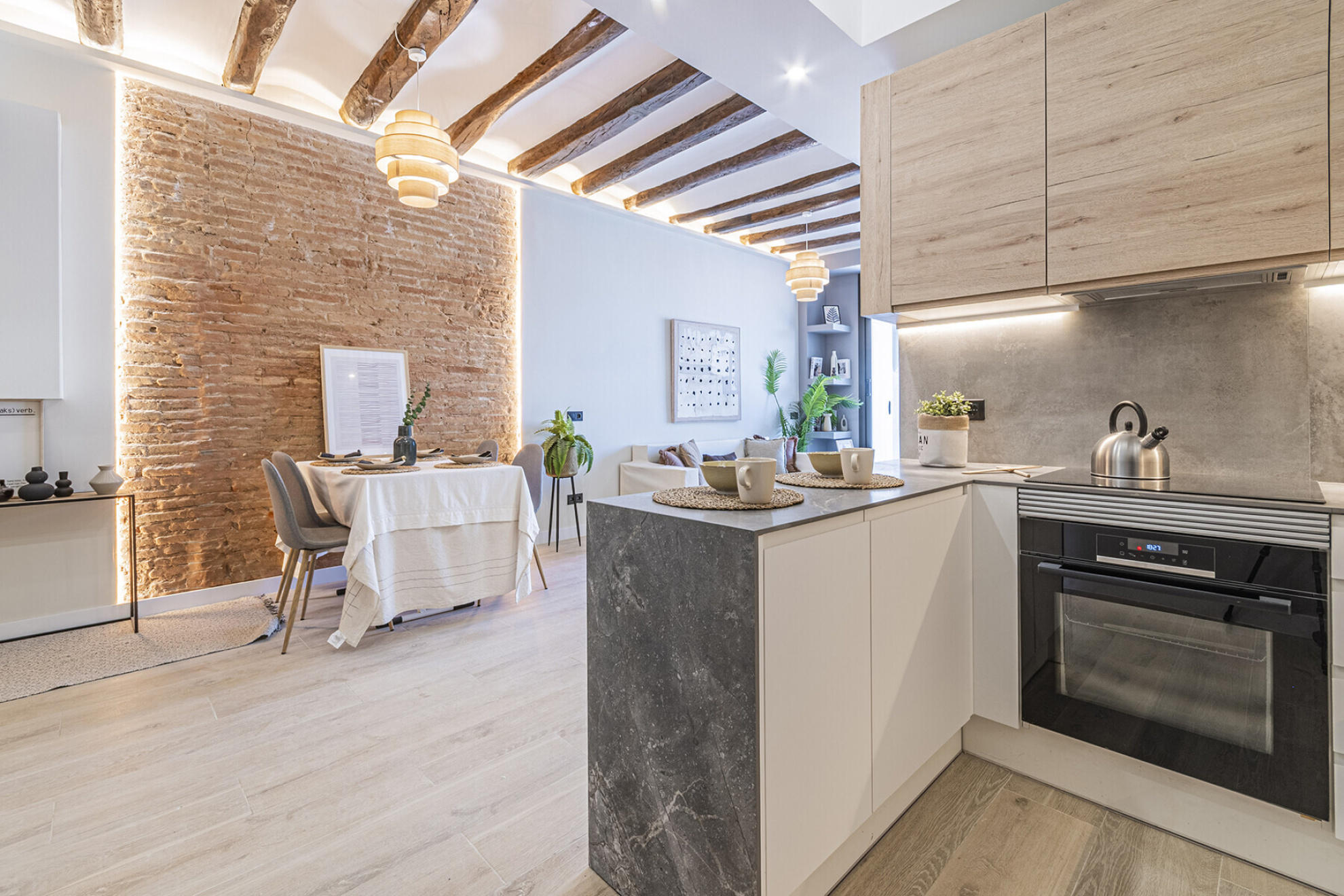  Apartment in a fully renovated building with a terrace in Marià Aguiló - 物件實景