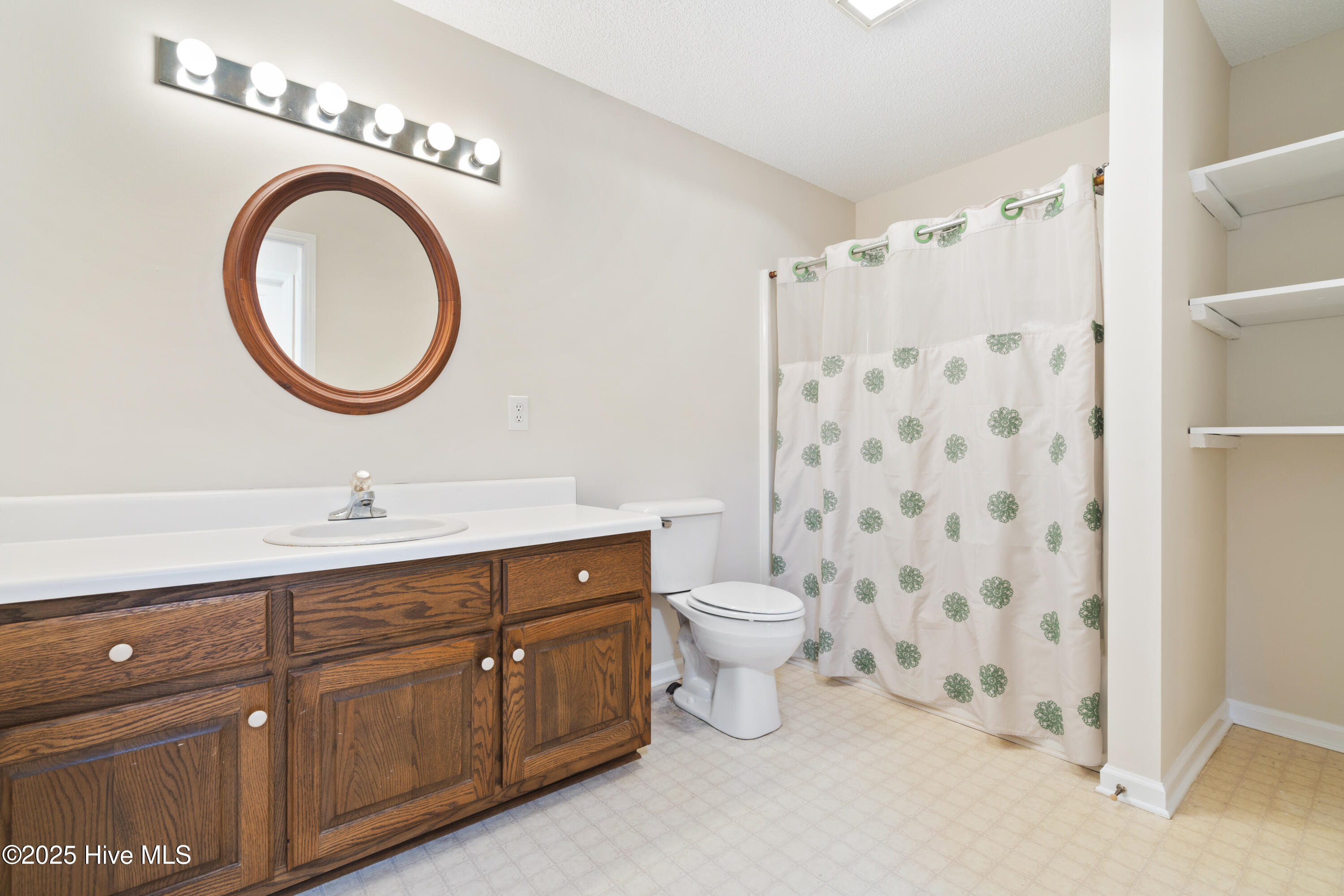 Oak Island, North Carolina, 28465, United States, 3 Bedrooms Bedrooms, ,2 BathroomsBathrooms,Residential,For Sale,1877293