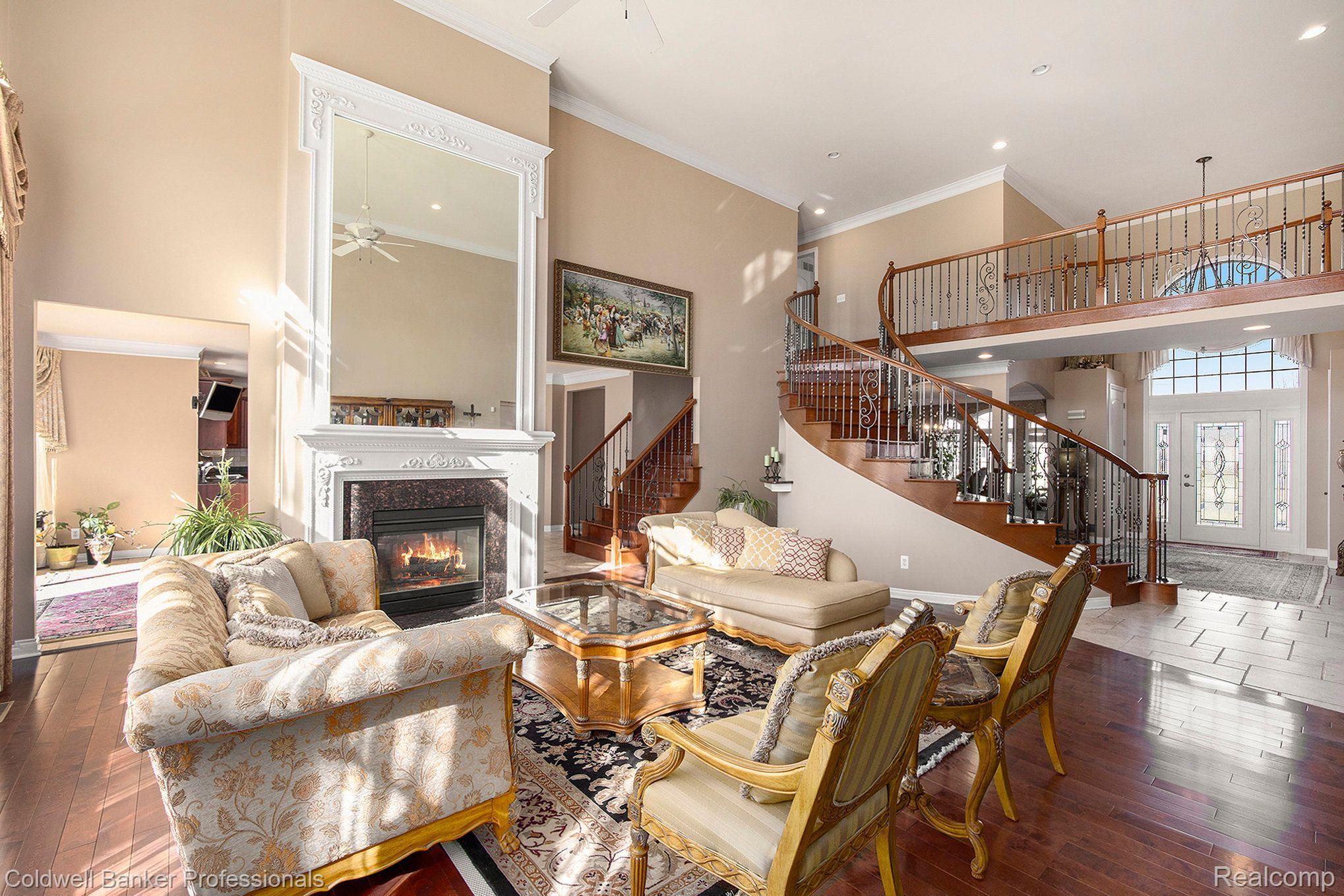 Oakland, Michigan, 48363, United States, 4 Bedrooms Bedrooms, ,6 BathroomsBathrooms,Residential,For Sale,1986538