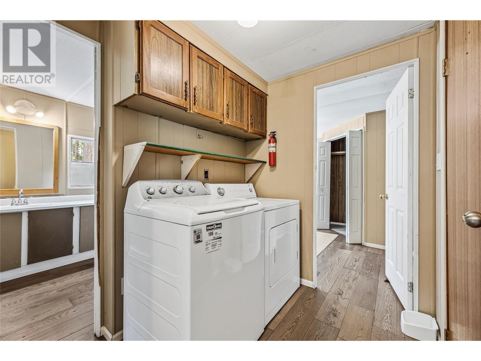 TAPPEN, British Columbia, V0E 2X2, CA, 2 Bedrooms Bedrooms, ,2 BathroomsBathrooms,Residential,For Sale,1868276