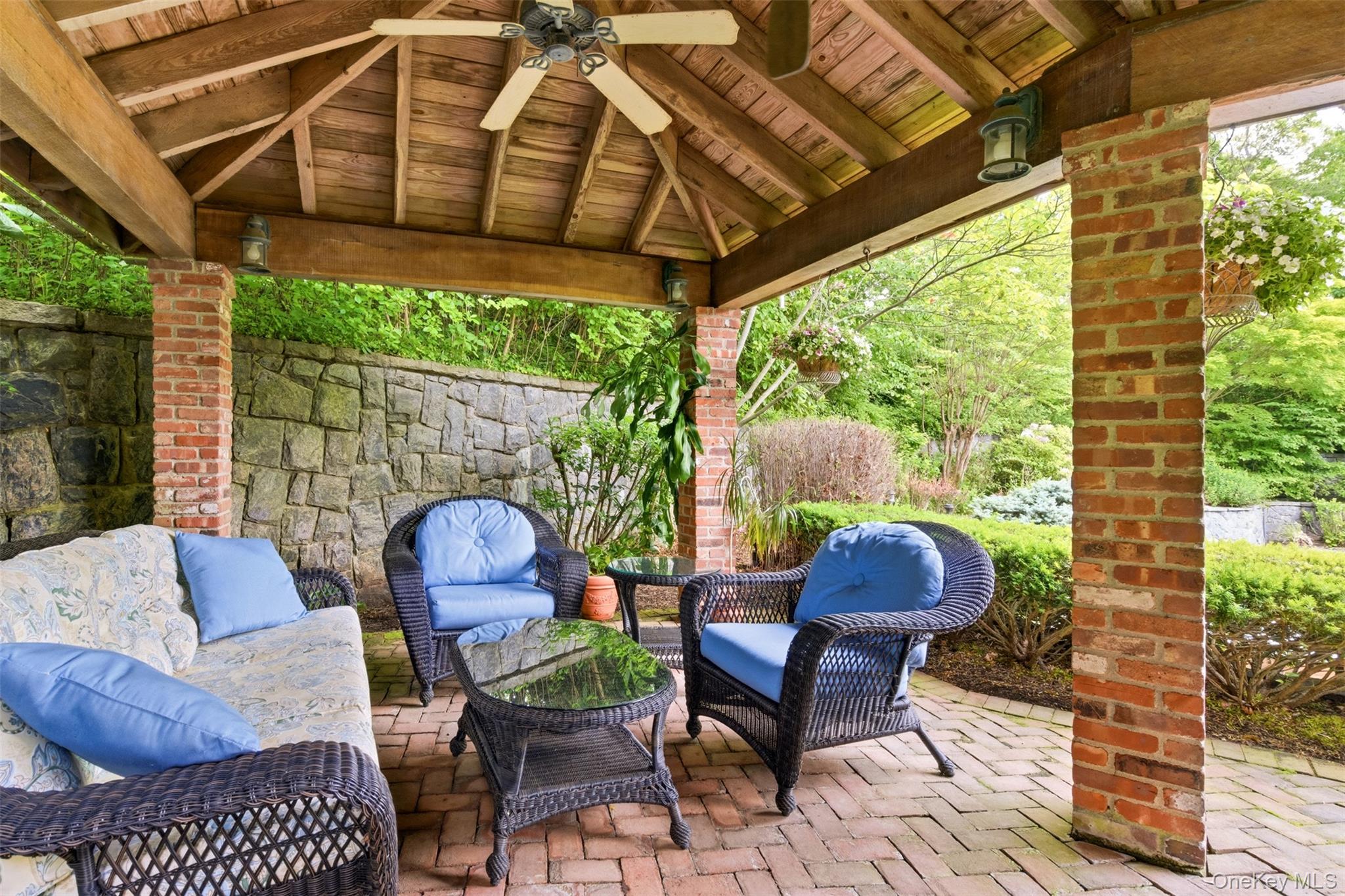  17 Holden Lane, Bayville, NY, 11709 - 物件實景